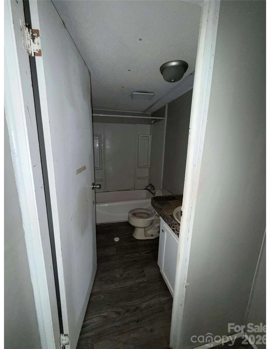 38 Short Eason Road - Photo 2