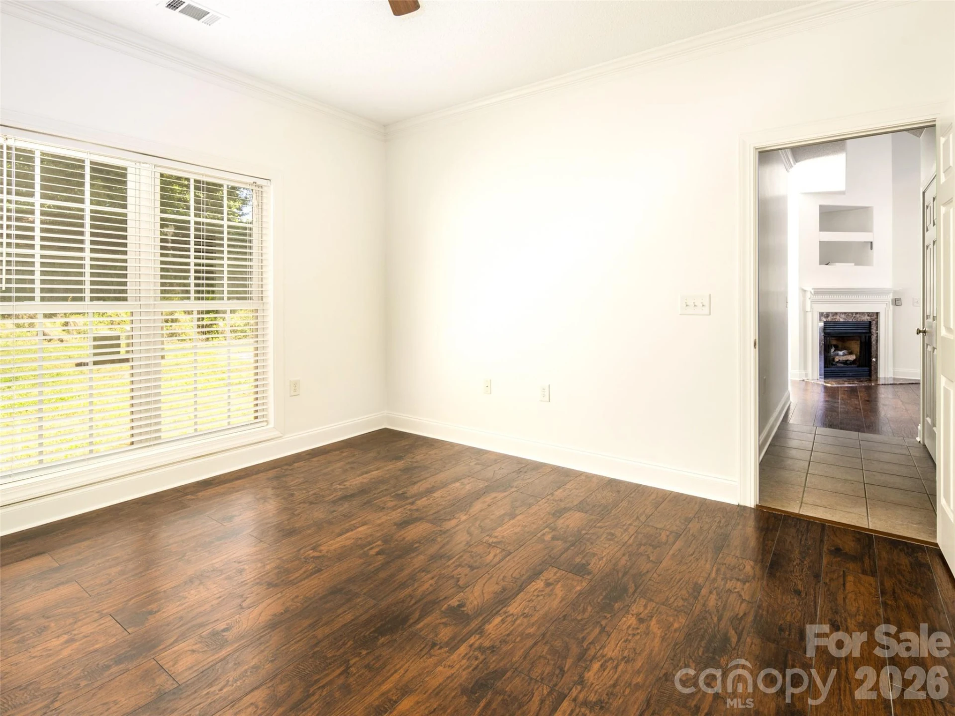 876 Pointe Drive - Photo 13