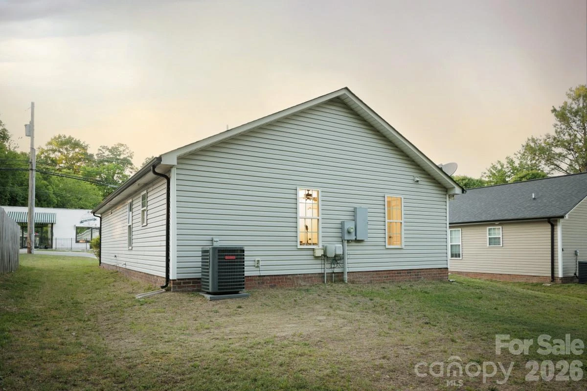 236 Cabarrus Avenue - Photo 7