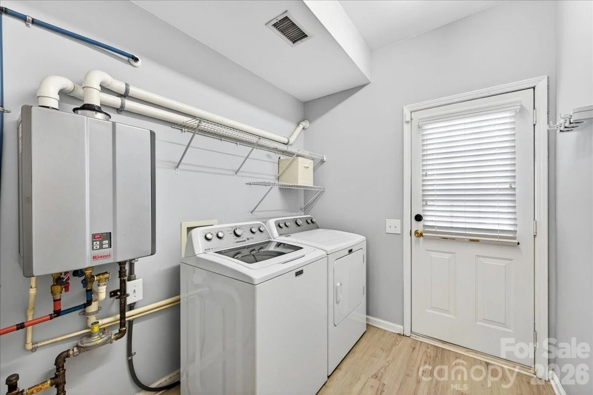 5426 Dockery Drive - Photo 8