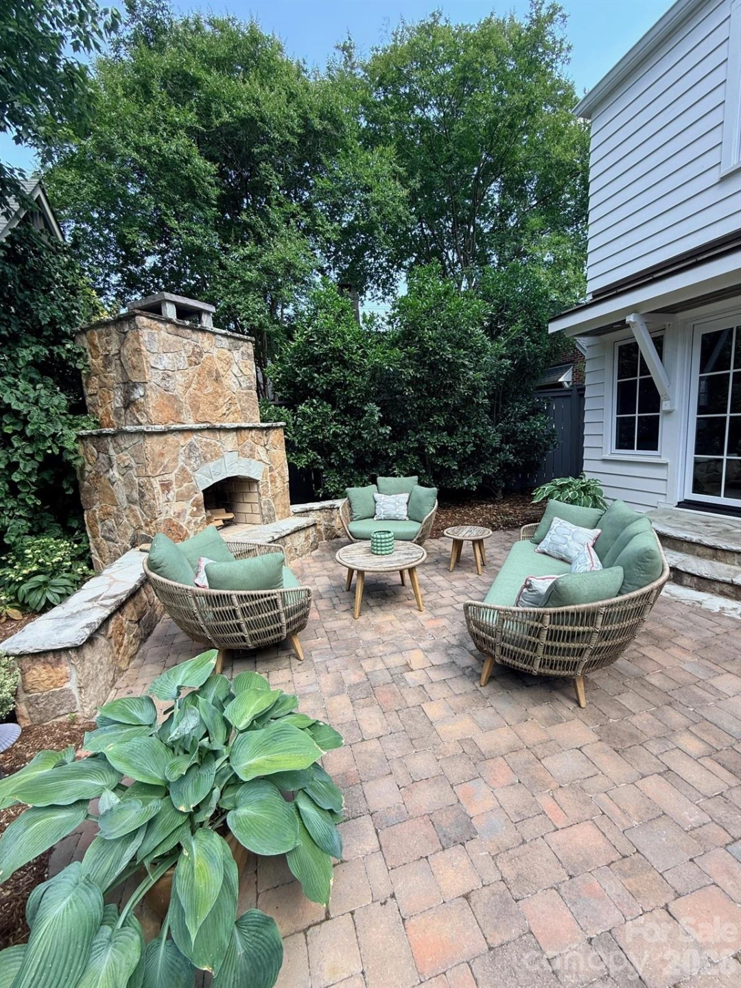 1951 Sterling Road - Photo 5