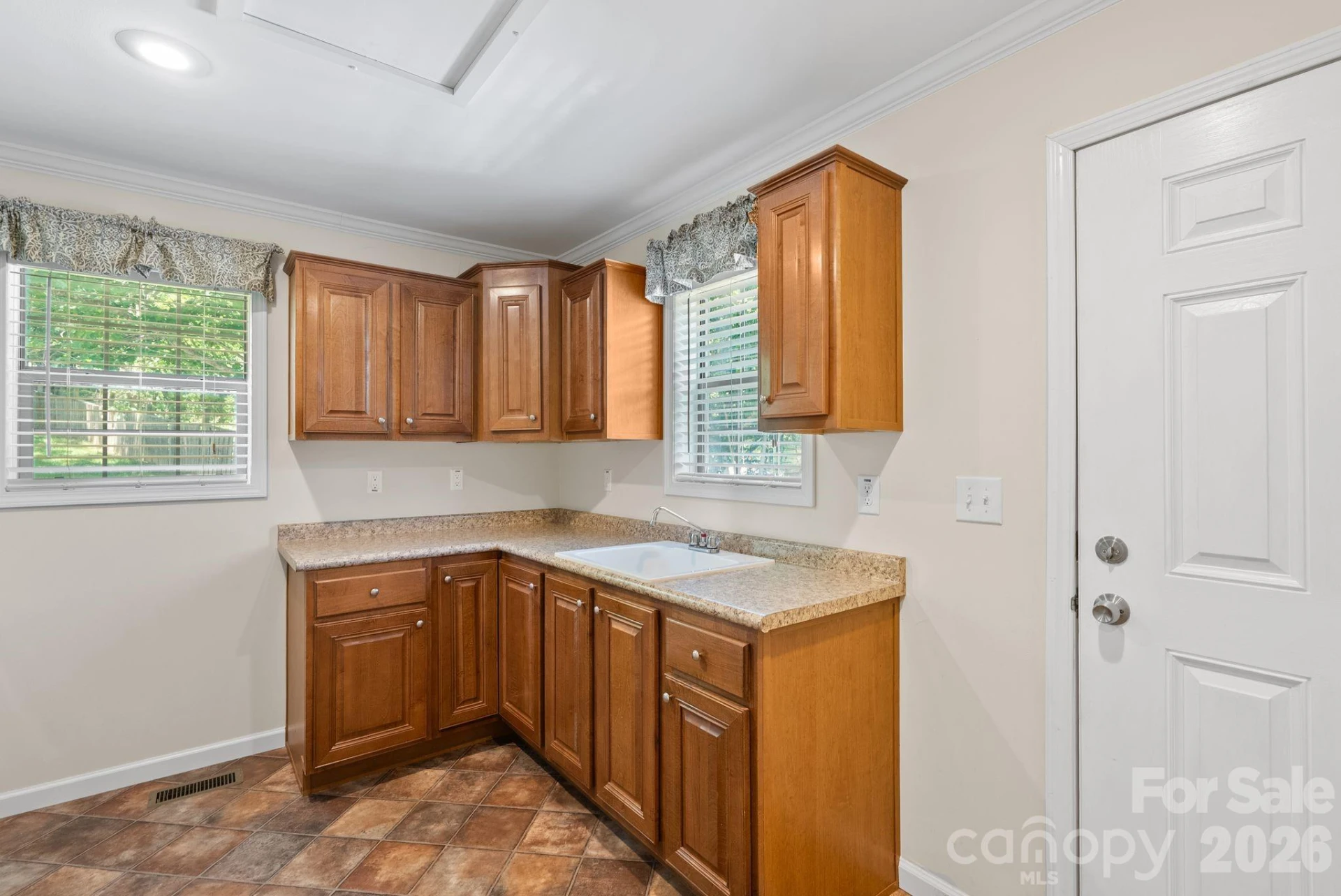 40 New Elijah Way - Photo 24