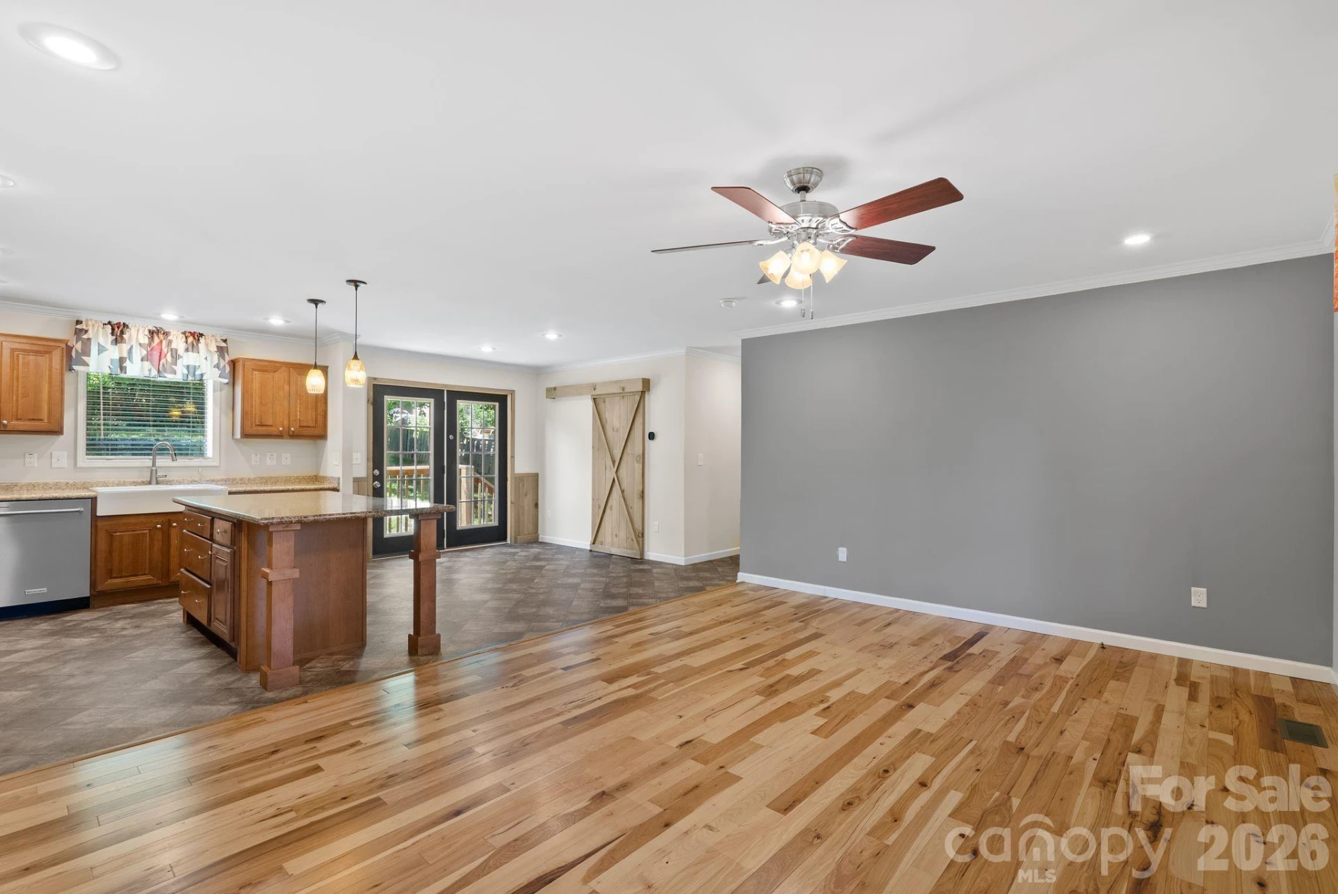40 New Elijah Way - Photo 5