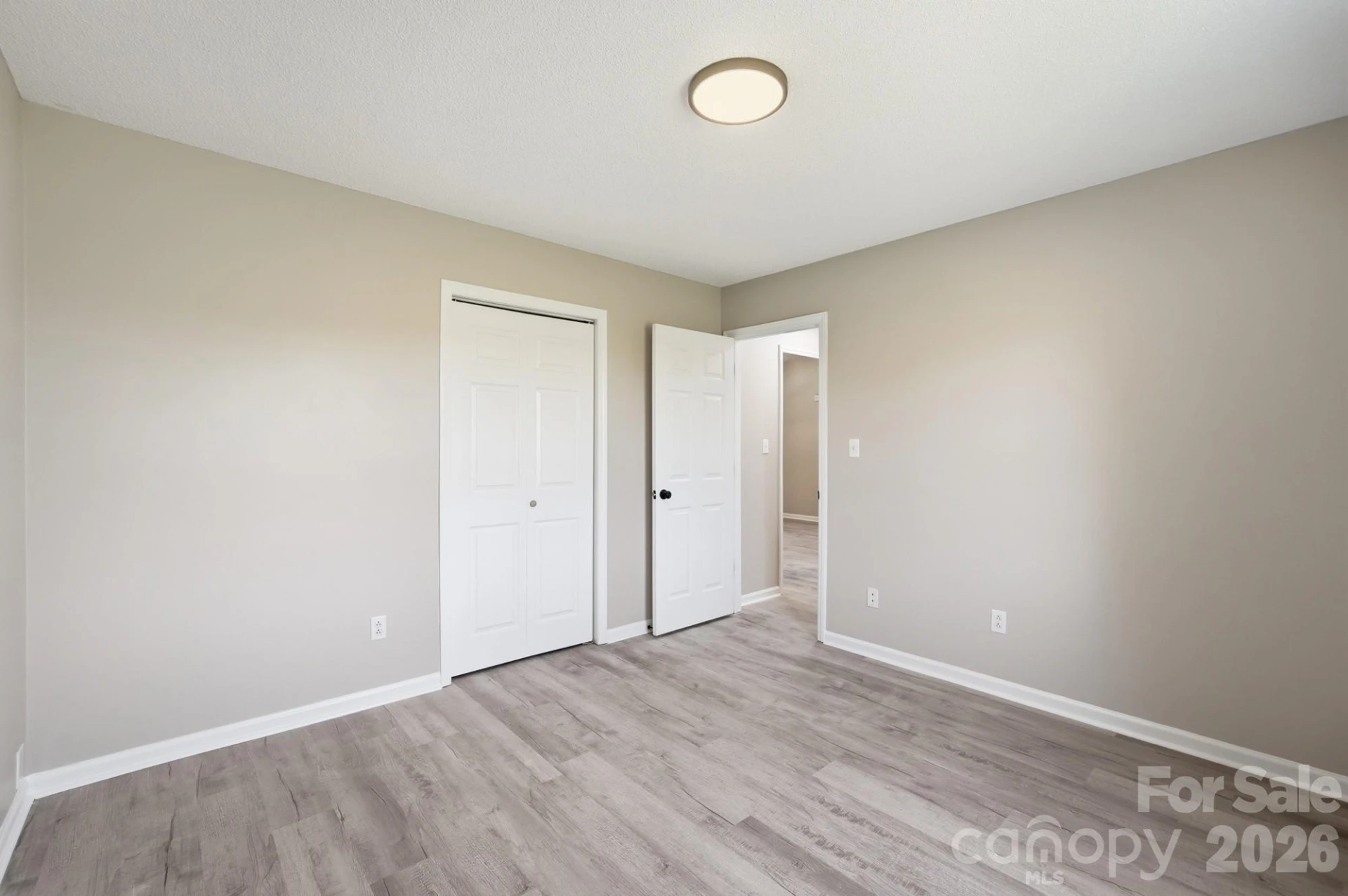 5011 Willow Run Drive - Photo 13