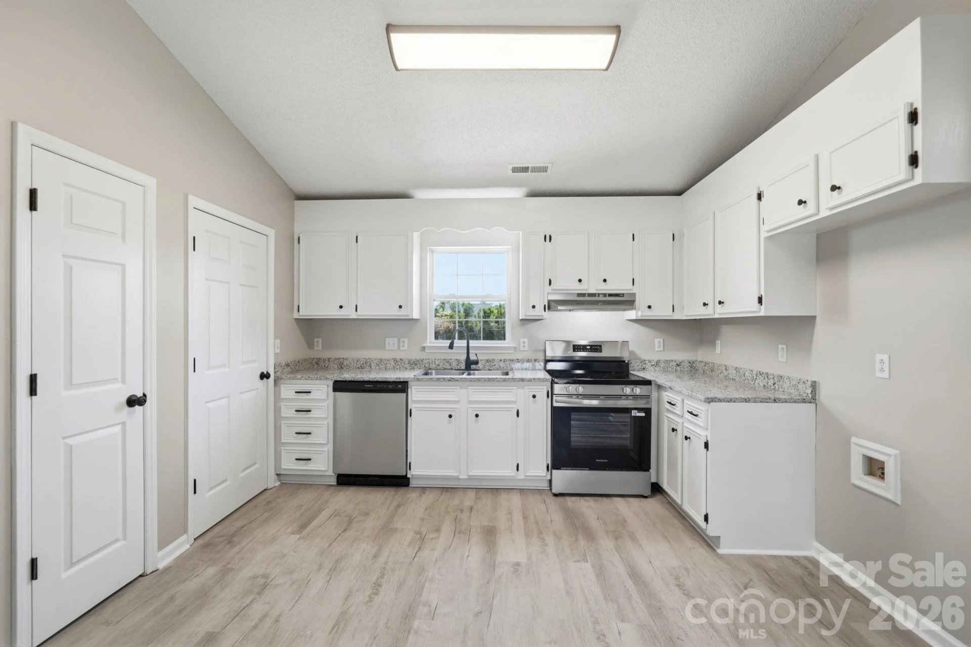 5011 Willow Run Drive - Photo 6