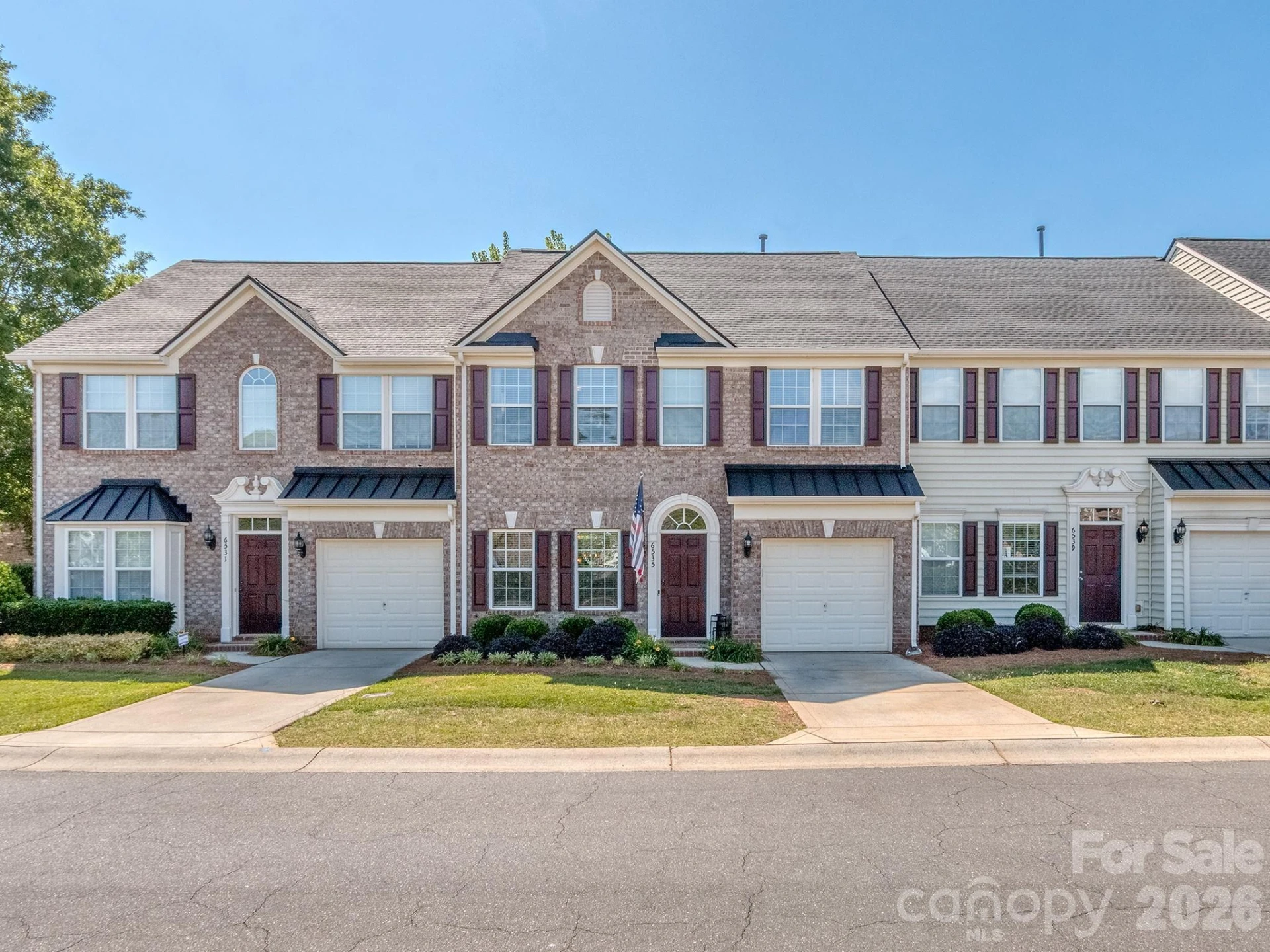 6535 Central Pacific Avenue - Photo 2