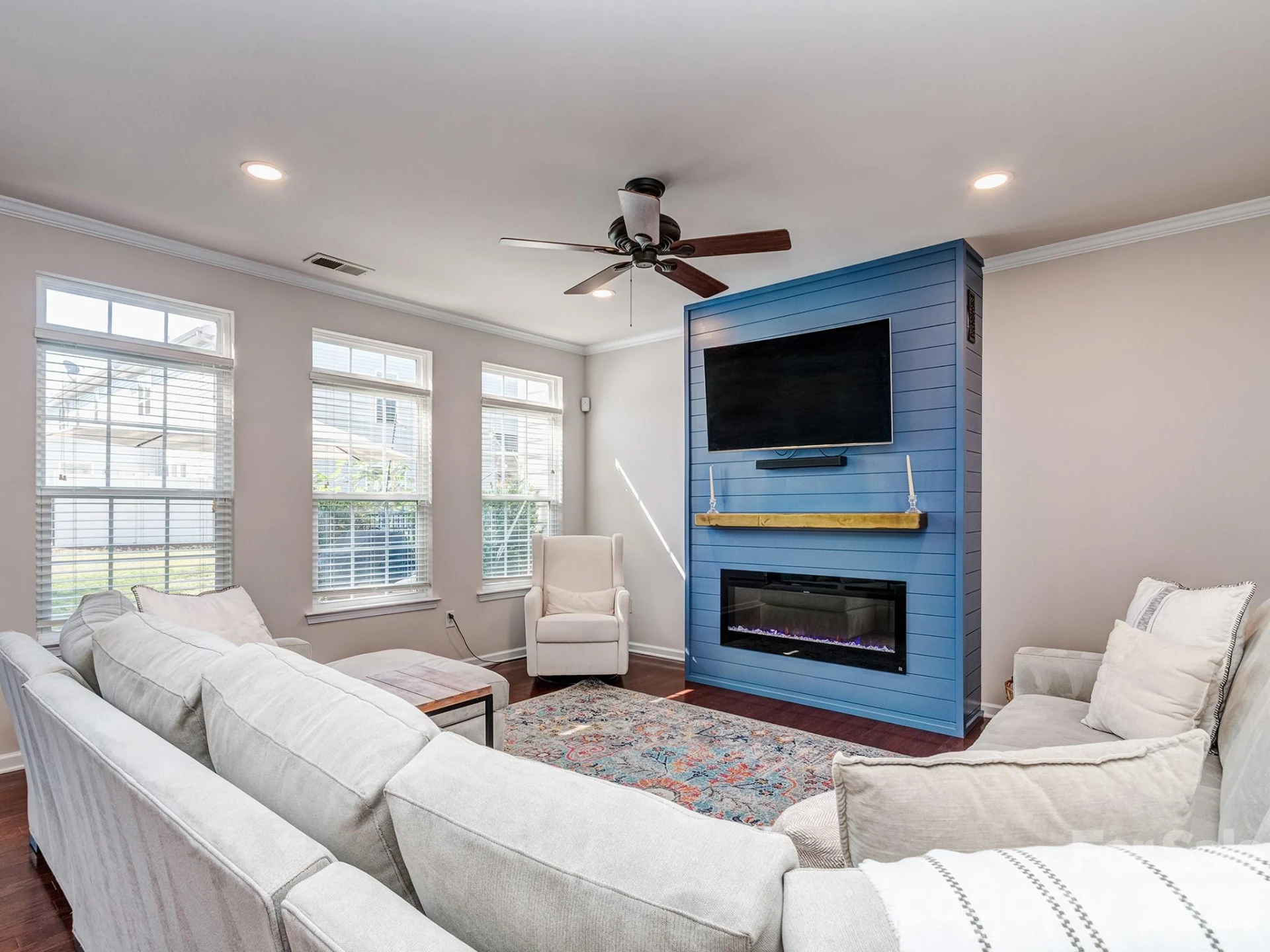 6535 Central Pacific Avenue - Photo 9