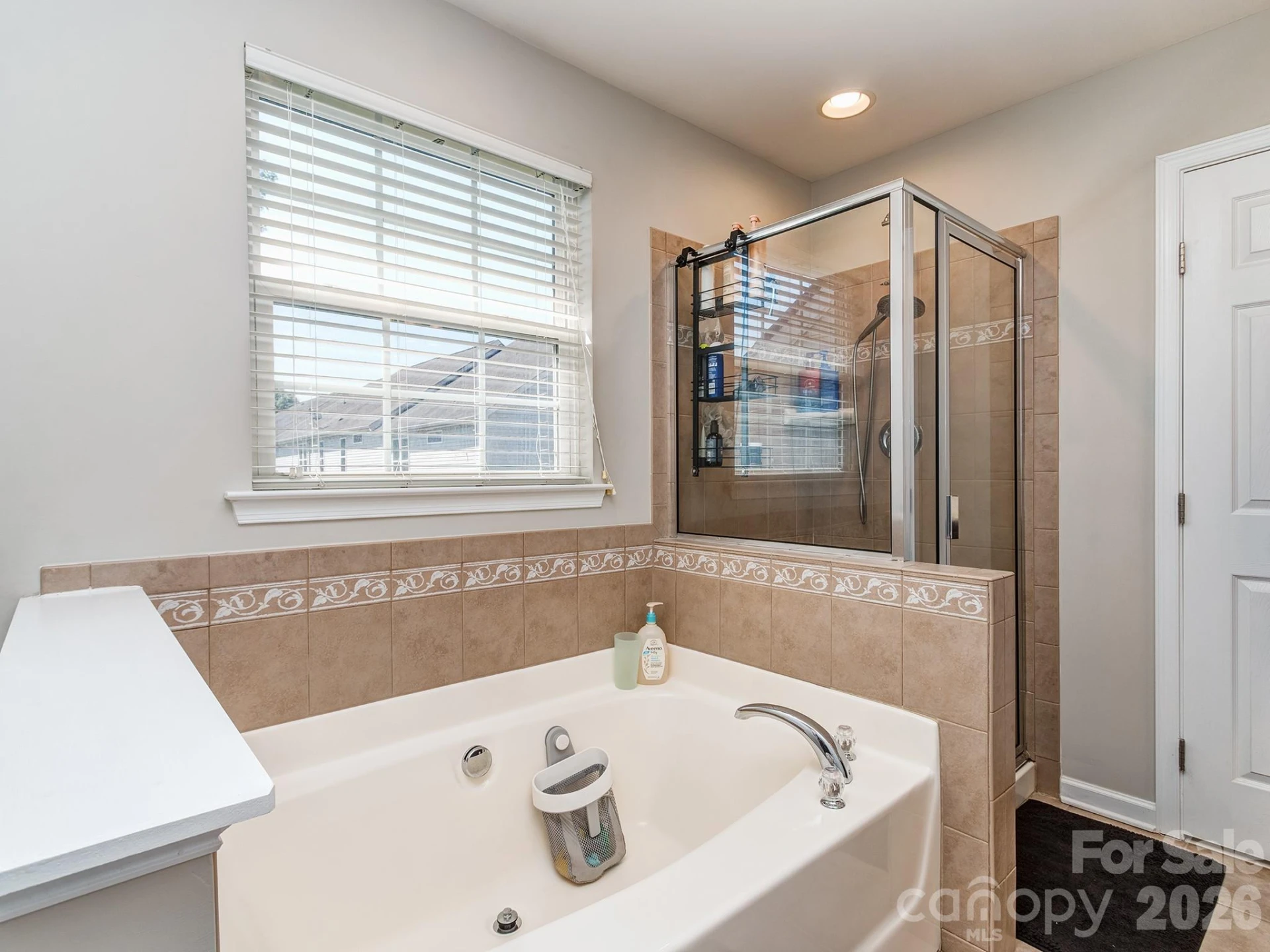 6535 Central Pacific Avenue - Photo 17