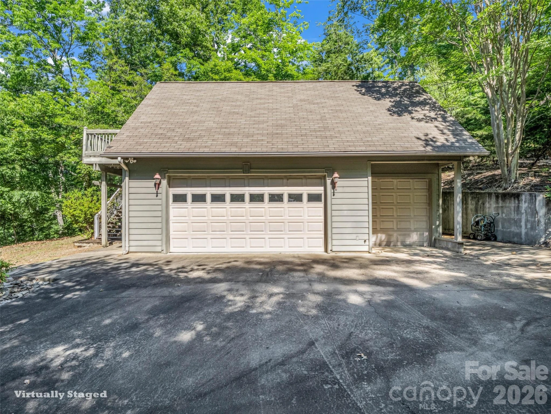 439 Youngs Mountain Drive - Photo 4