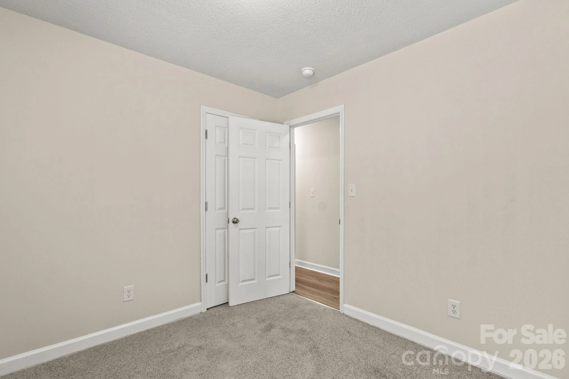 1502 Main Street - Photo 17