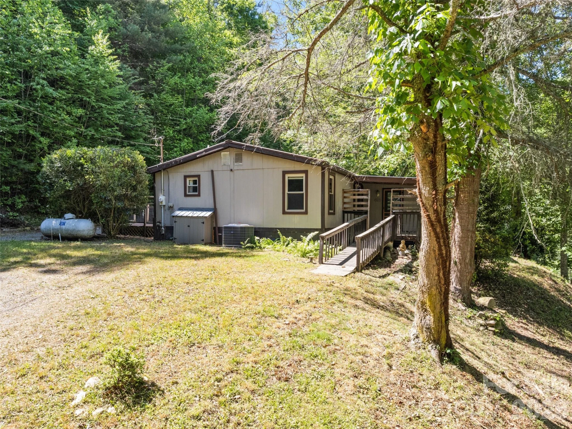 102 Serenity Lane - Photo 12