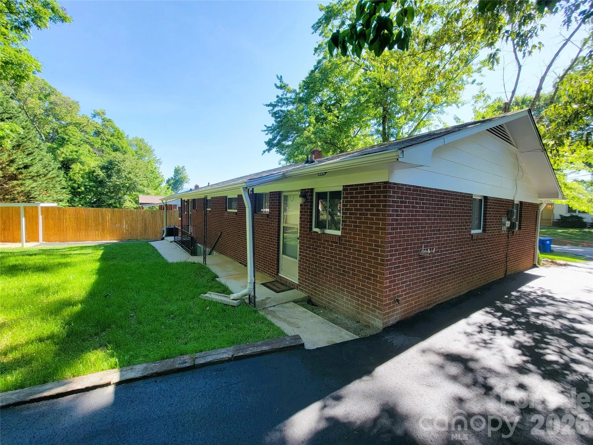 25 Browndale Road - Photo 4