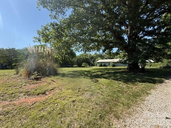 7510 Davis Road - Photo 3
