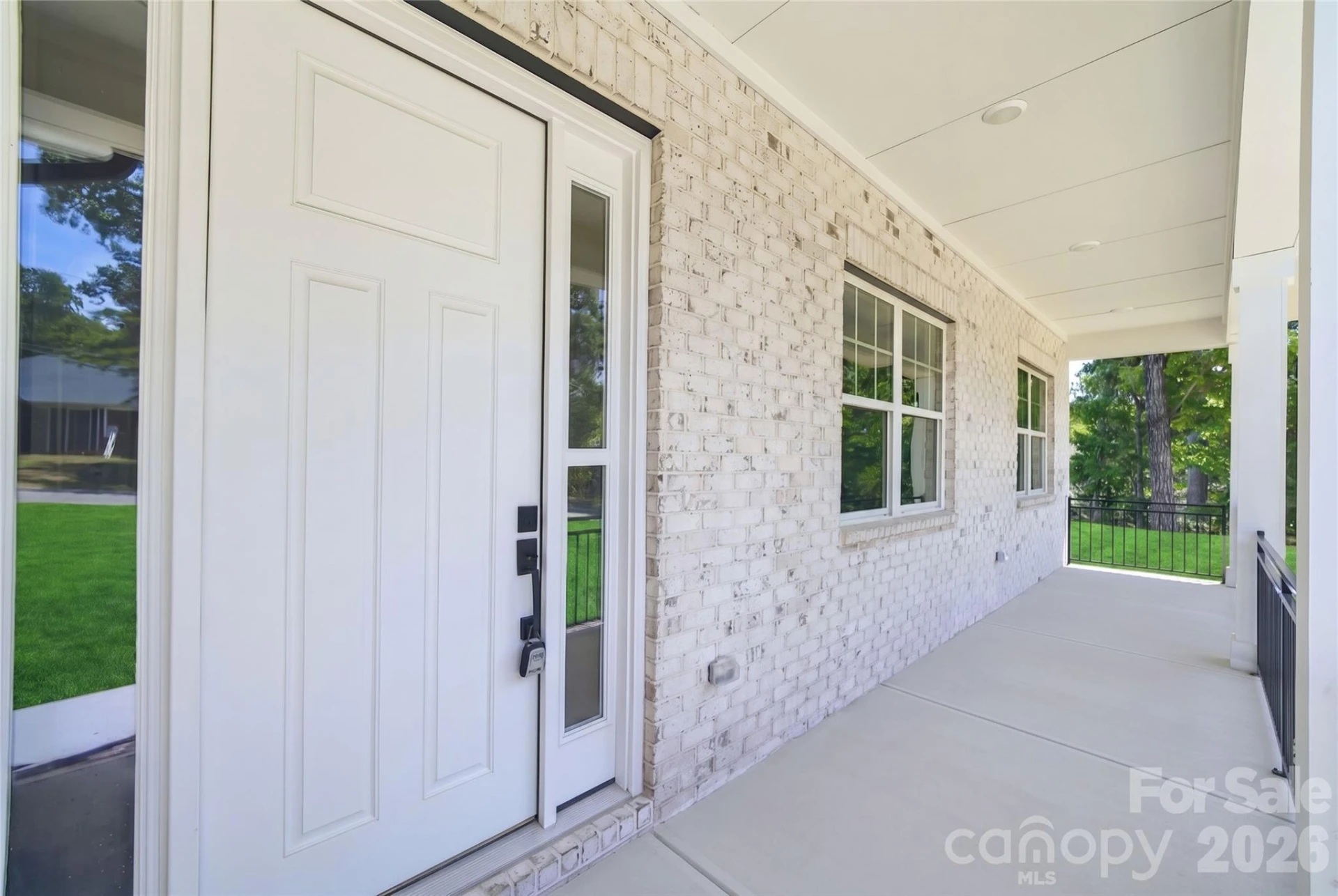 825 Breezewood Drive - Photo 2