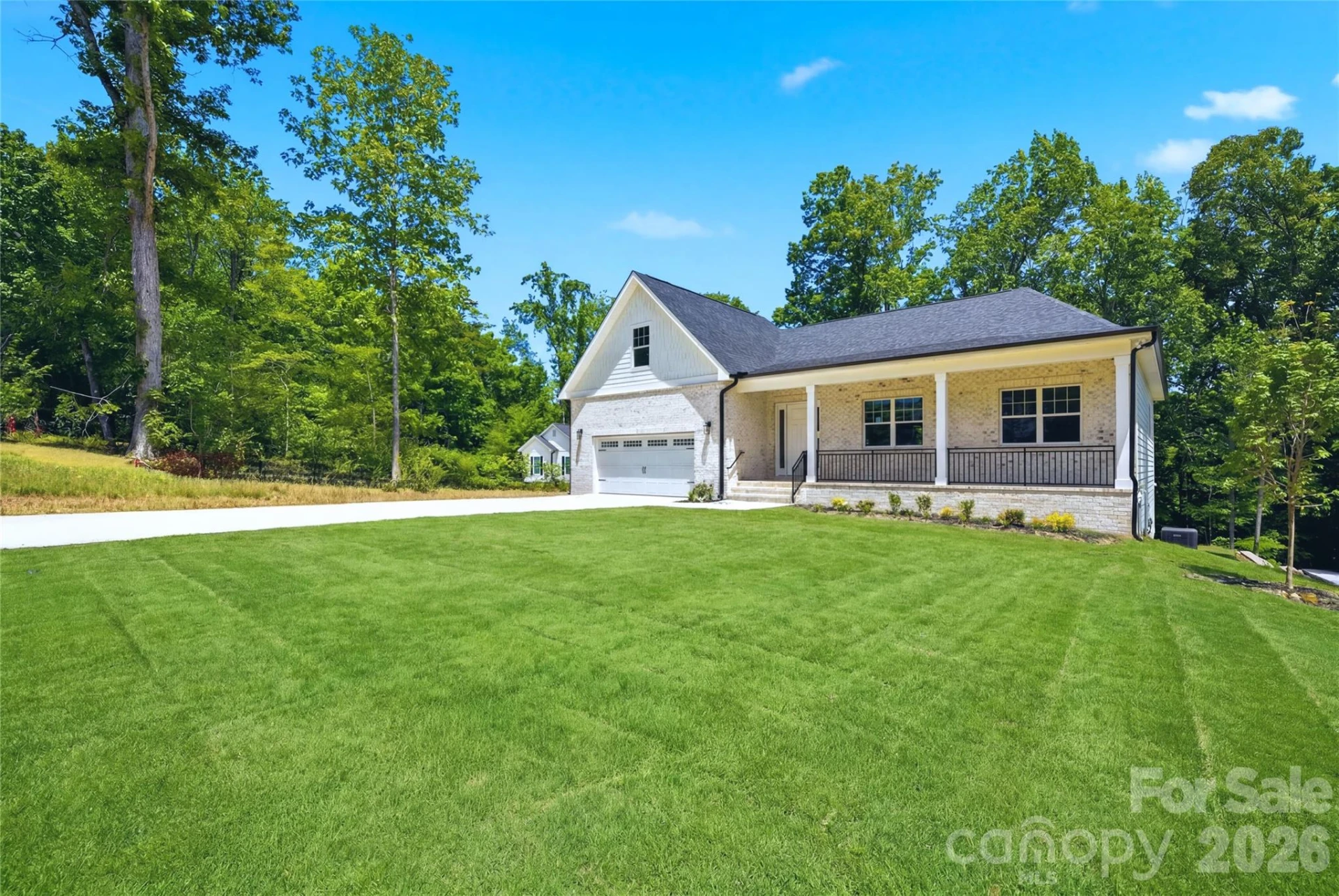 825 Breezewood Drive - Photo 4