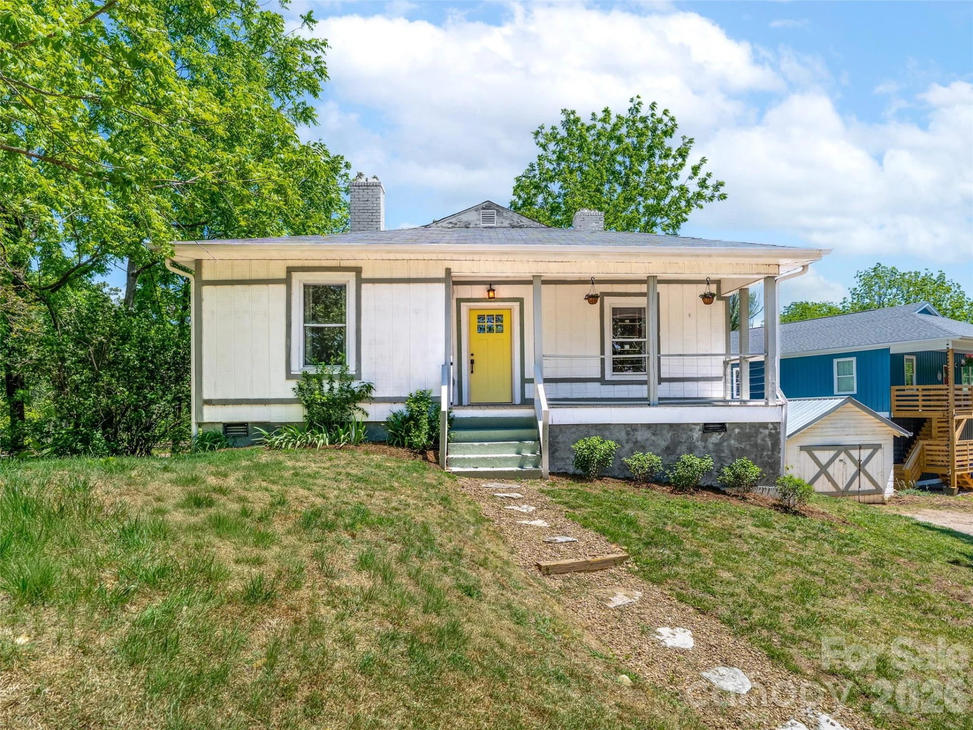 125 Edwards Avenue