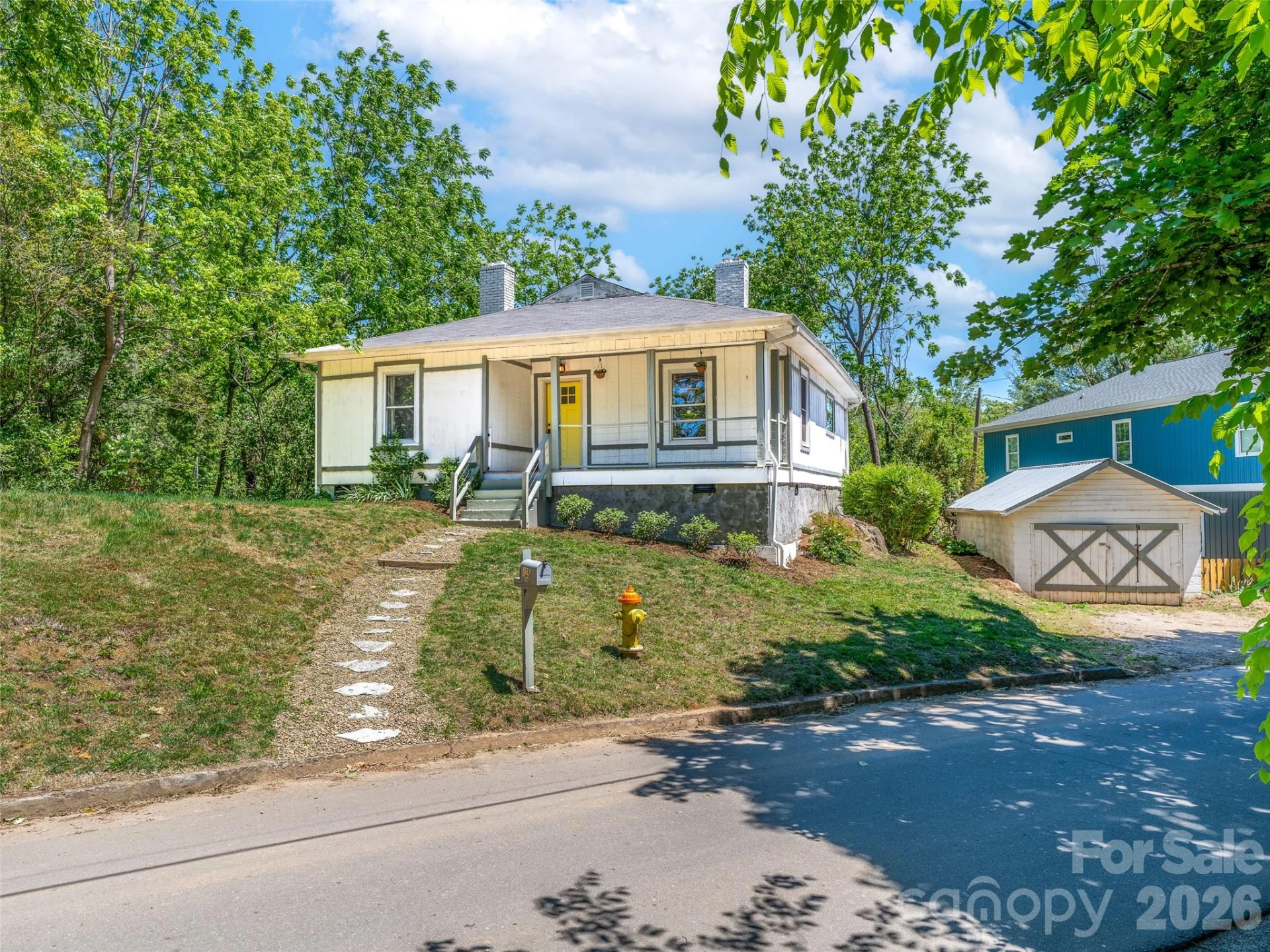 125 Edwards Avenue - Photo 2