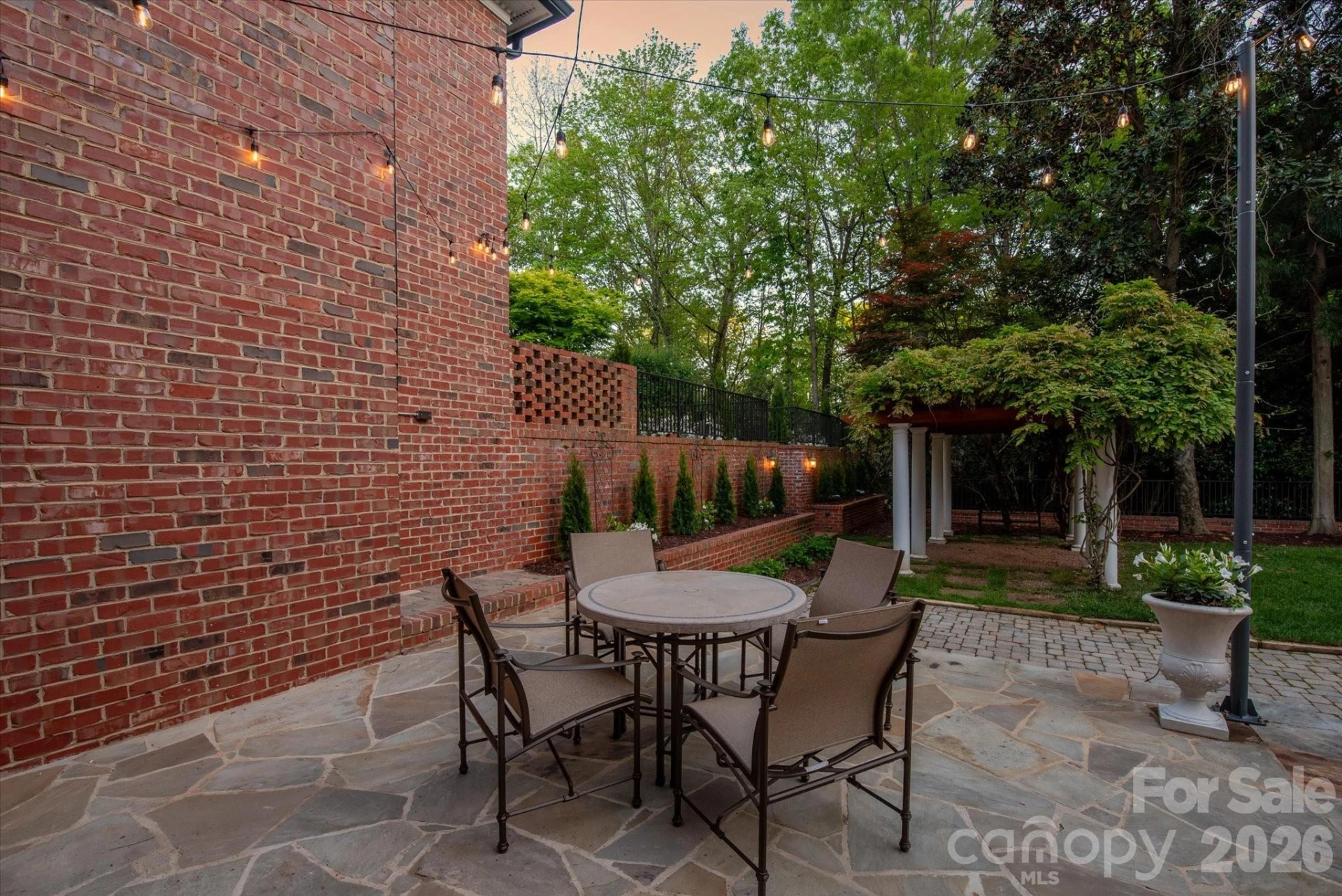 3314 Leamington Lane - Photo 38