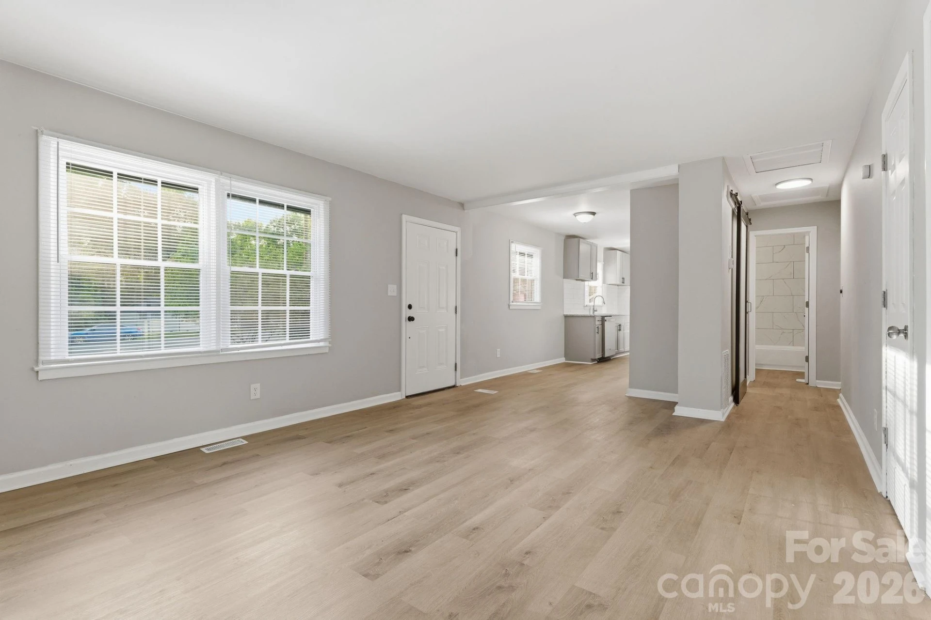 364 Leafmore Drive - Photo 3