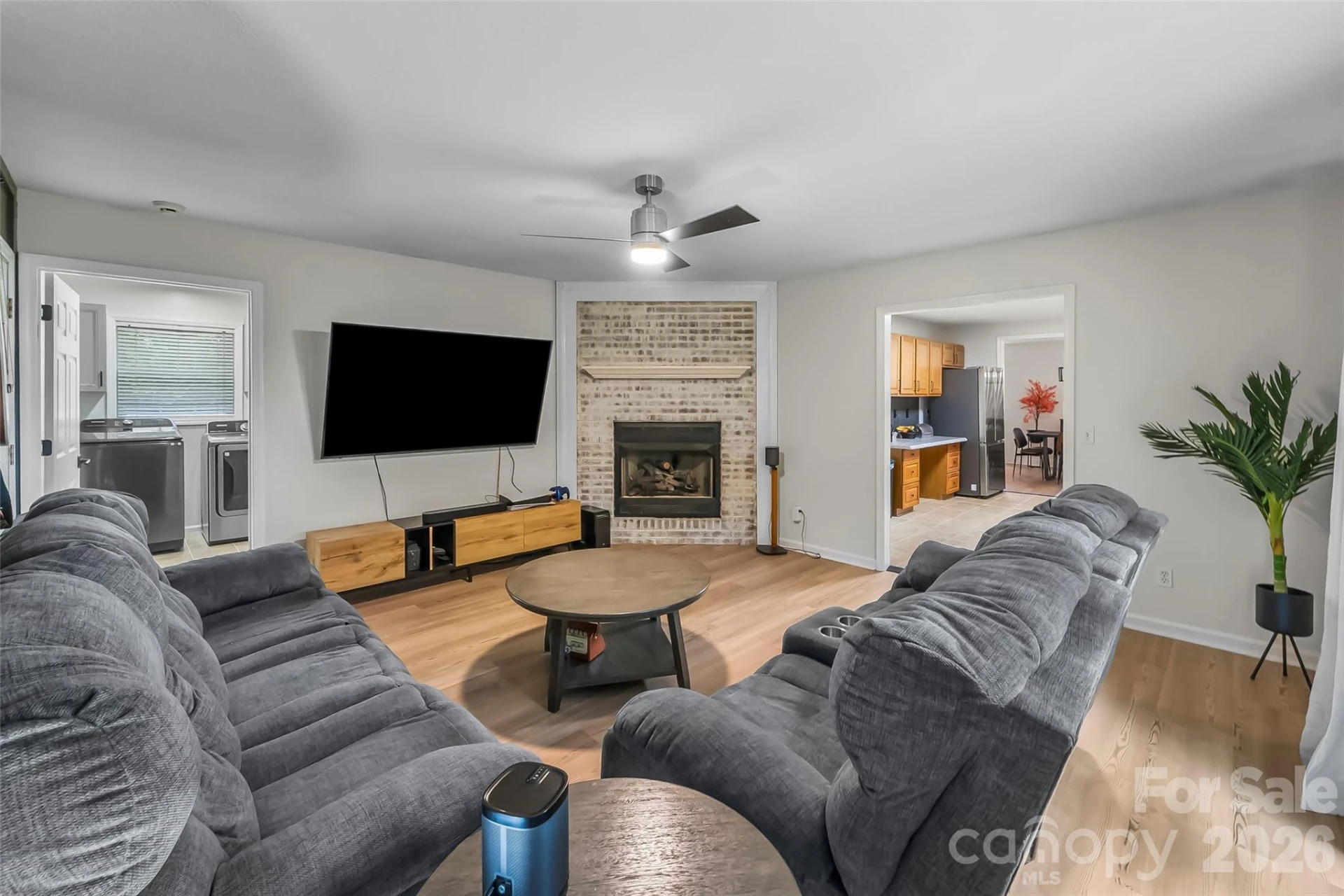 570 Pleasant View Drive - Photo 14