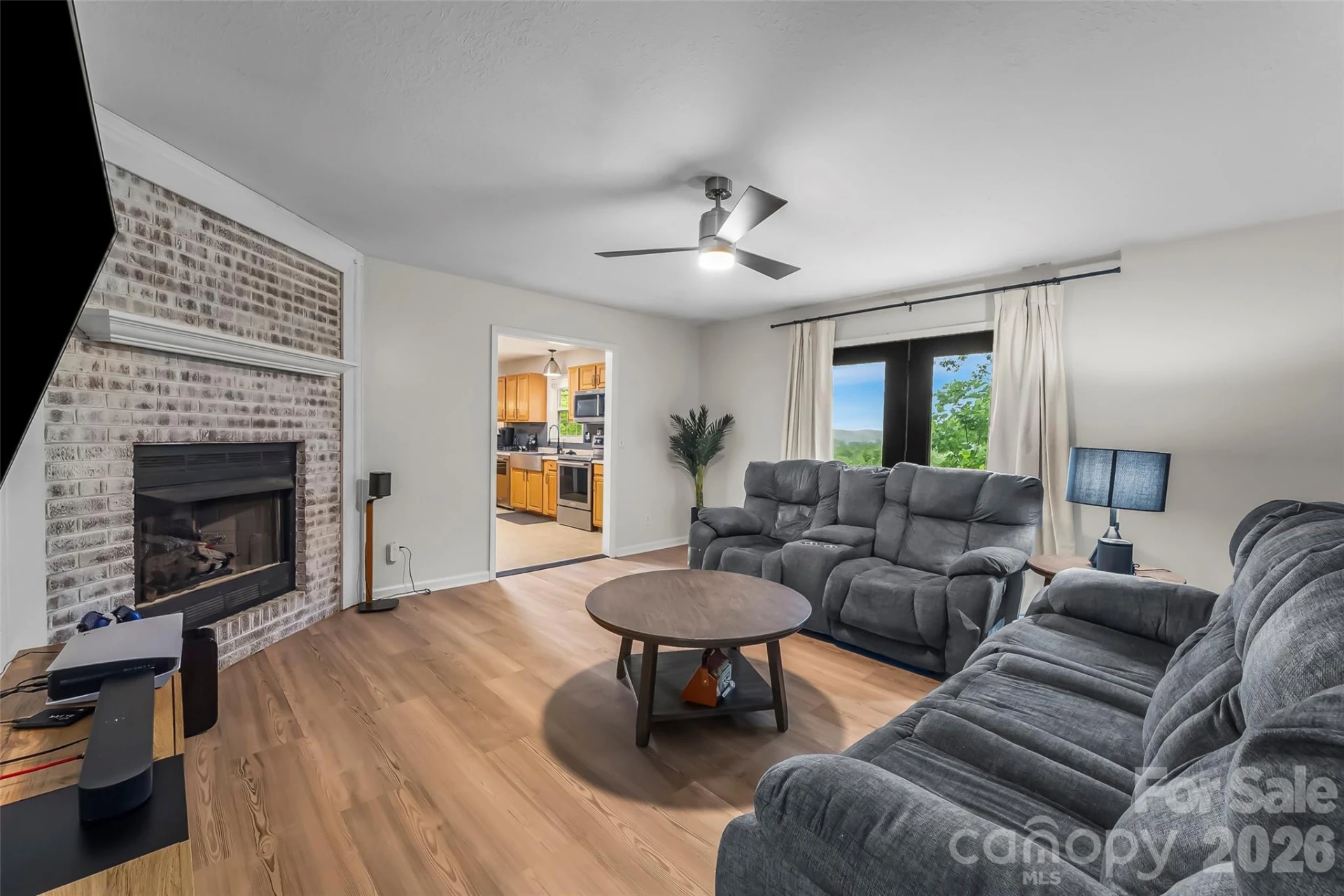 570 Pleasant View Drive - Photo 15