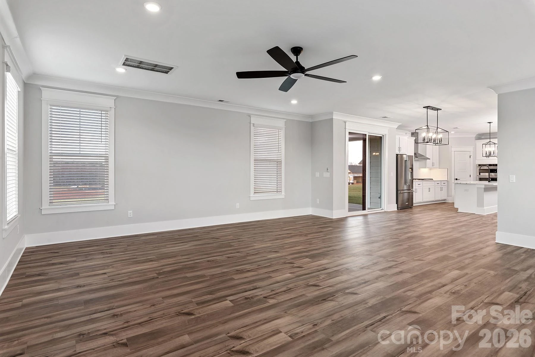 2075 Fordhill Street - Photo 5