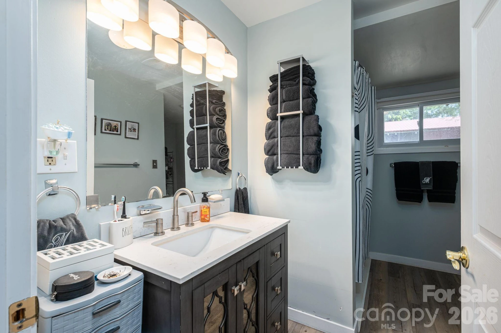 2024 Willis Road - Photo 17