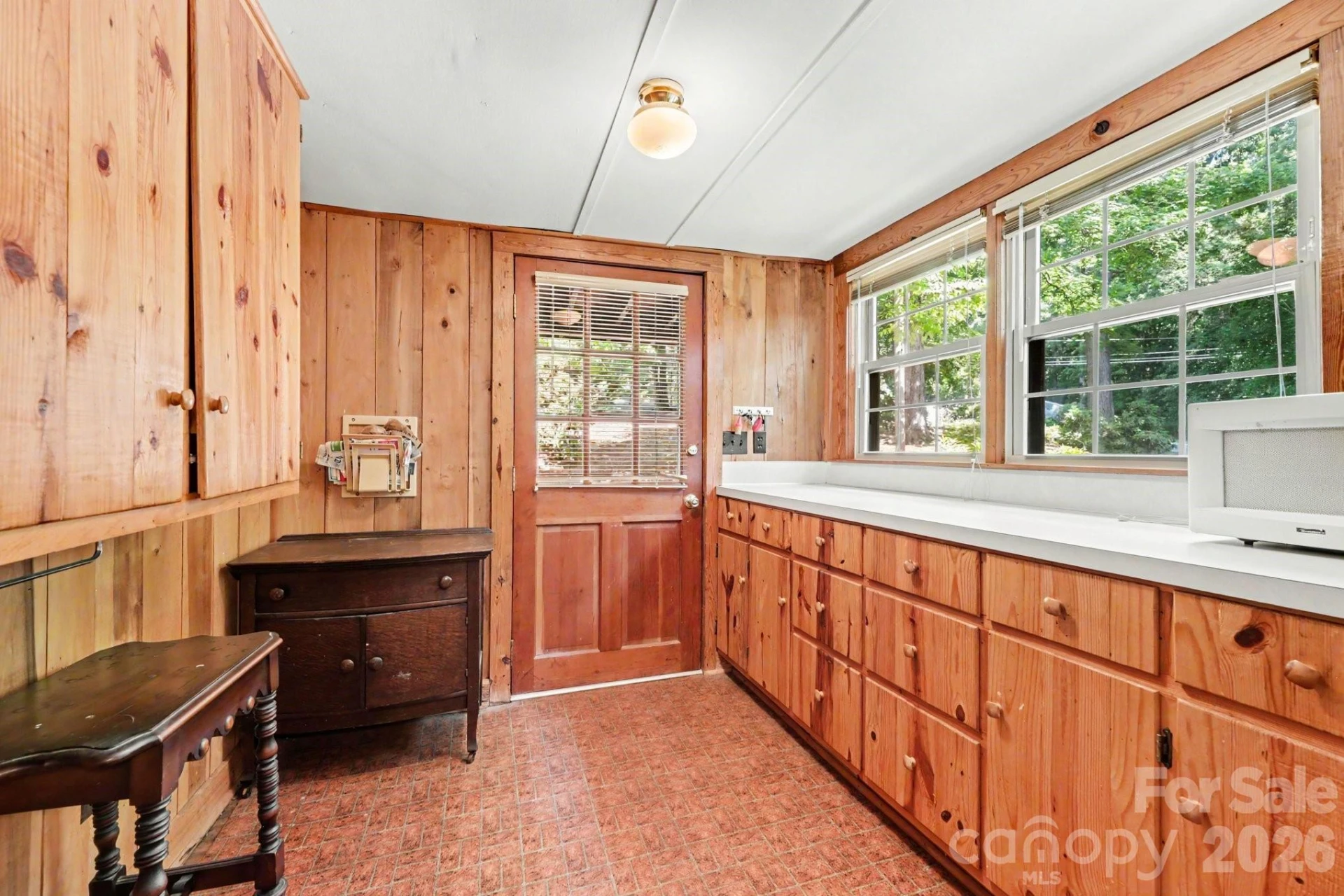 1589 Warf Road - Photo 12