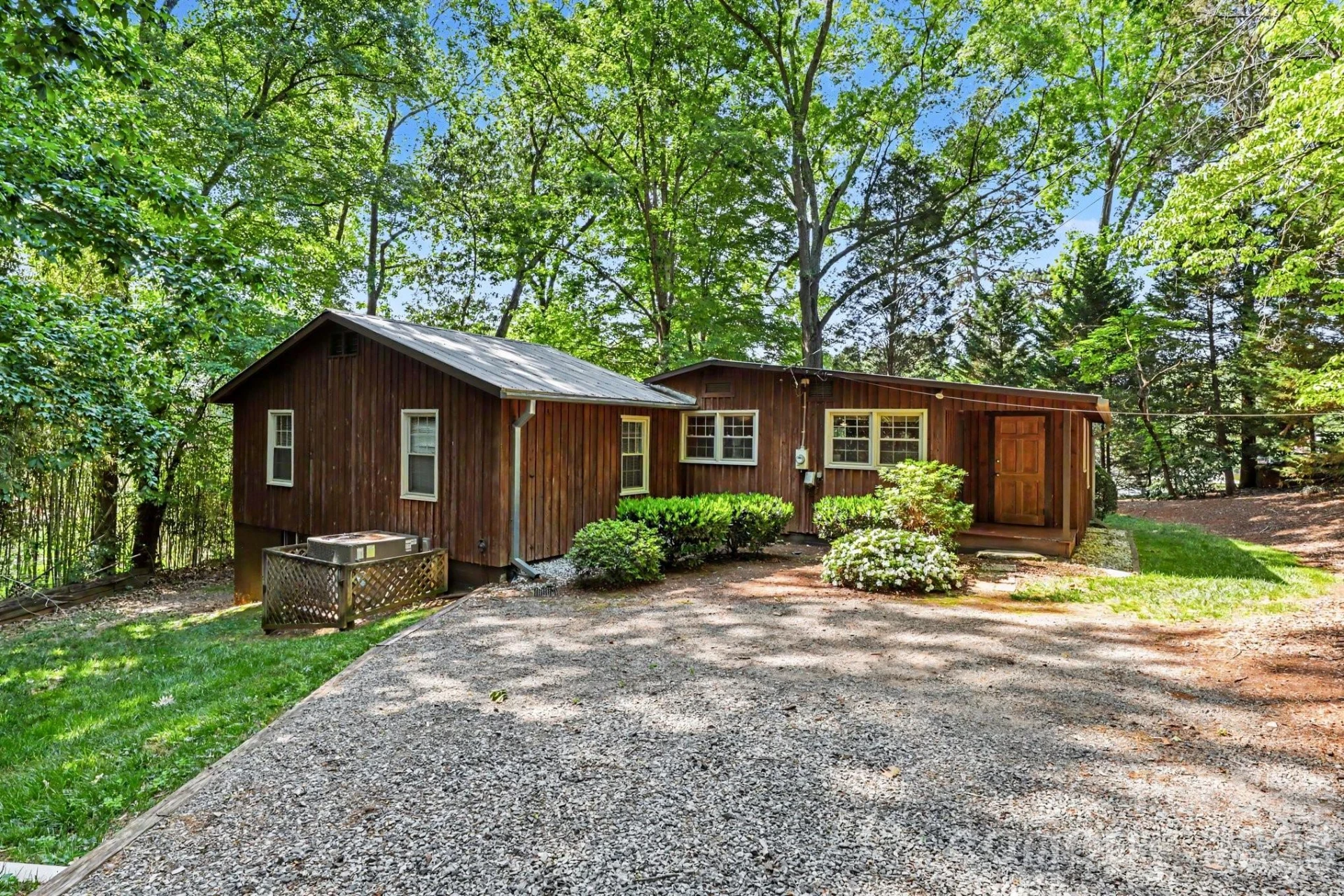 1589 Warf Road - Photo 3