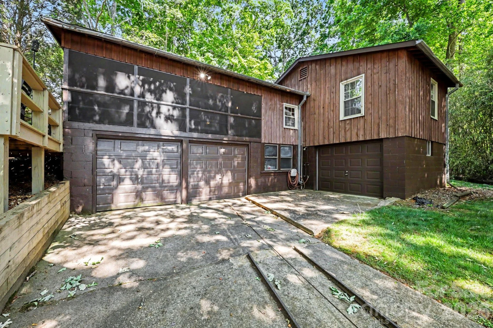 1589 Warf Road - Photo 29