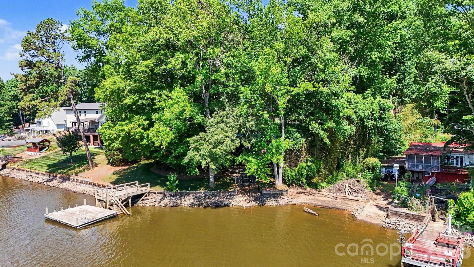 1589 Warf Road - Photo 32