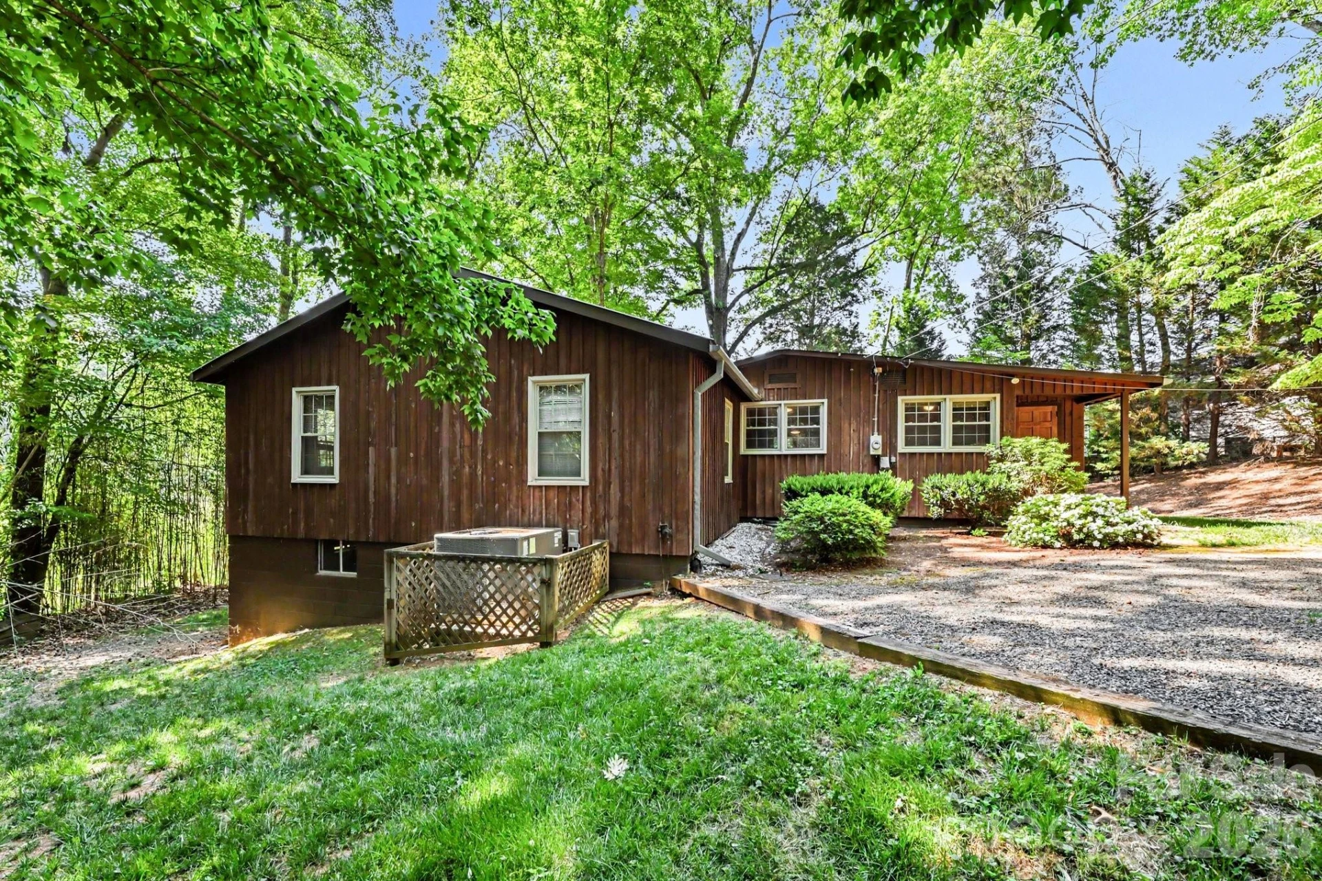 1589 Warf Road - Photo 5