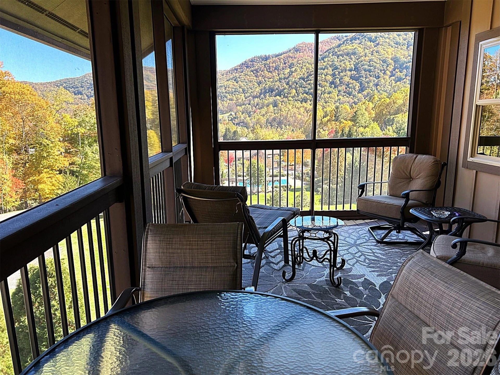 1564 Country Club Drive #301-B - Photo 15