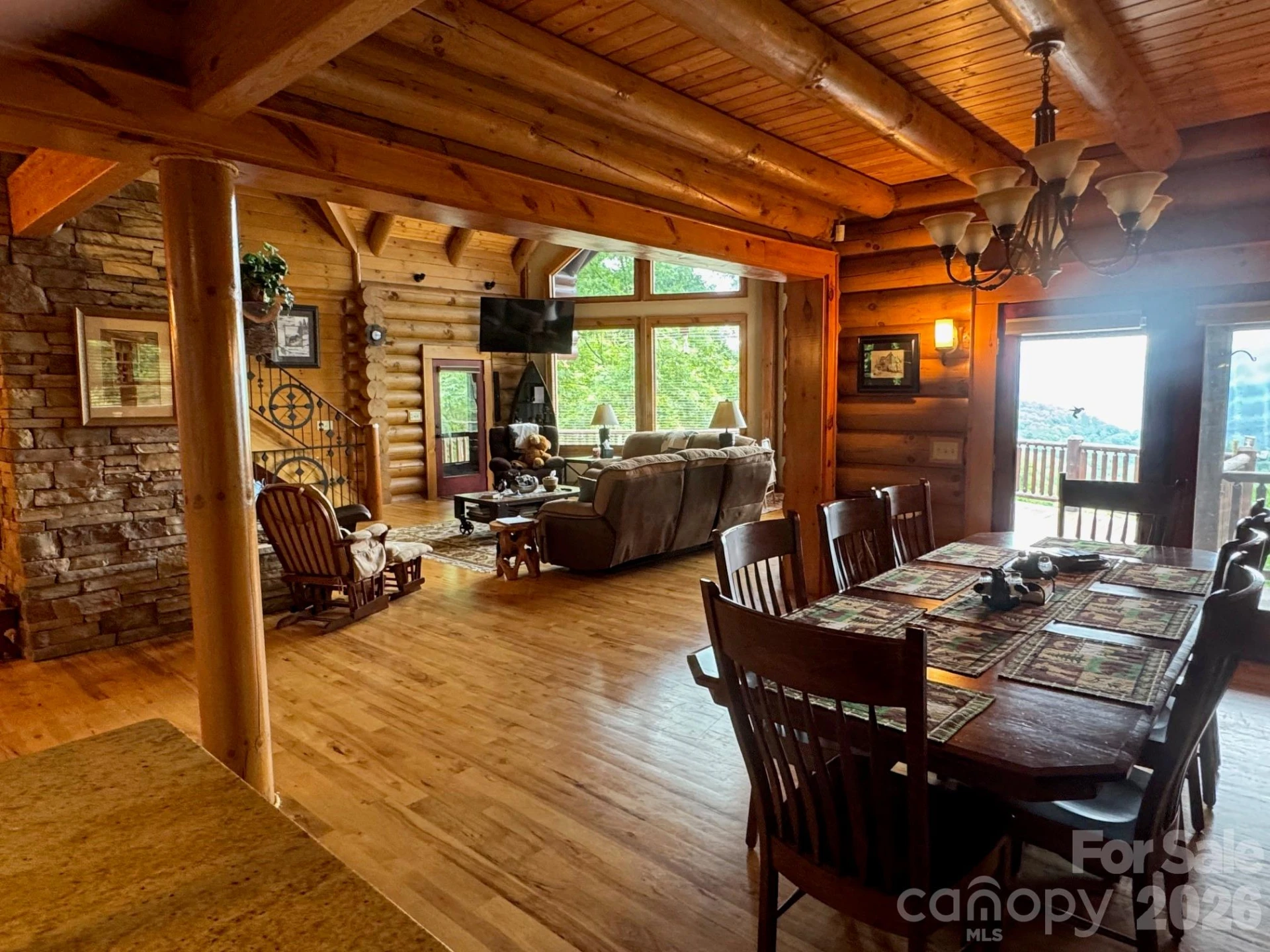 686 Hyacinth Drive - Photo 26