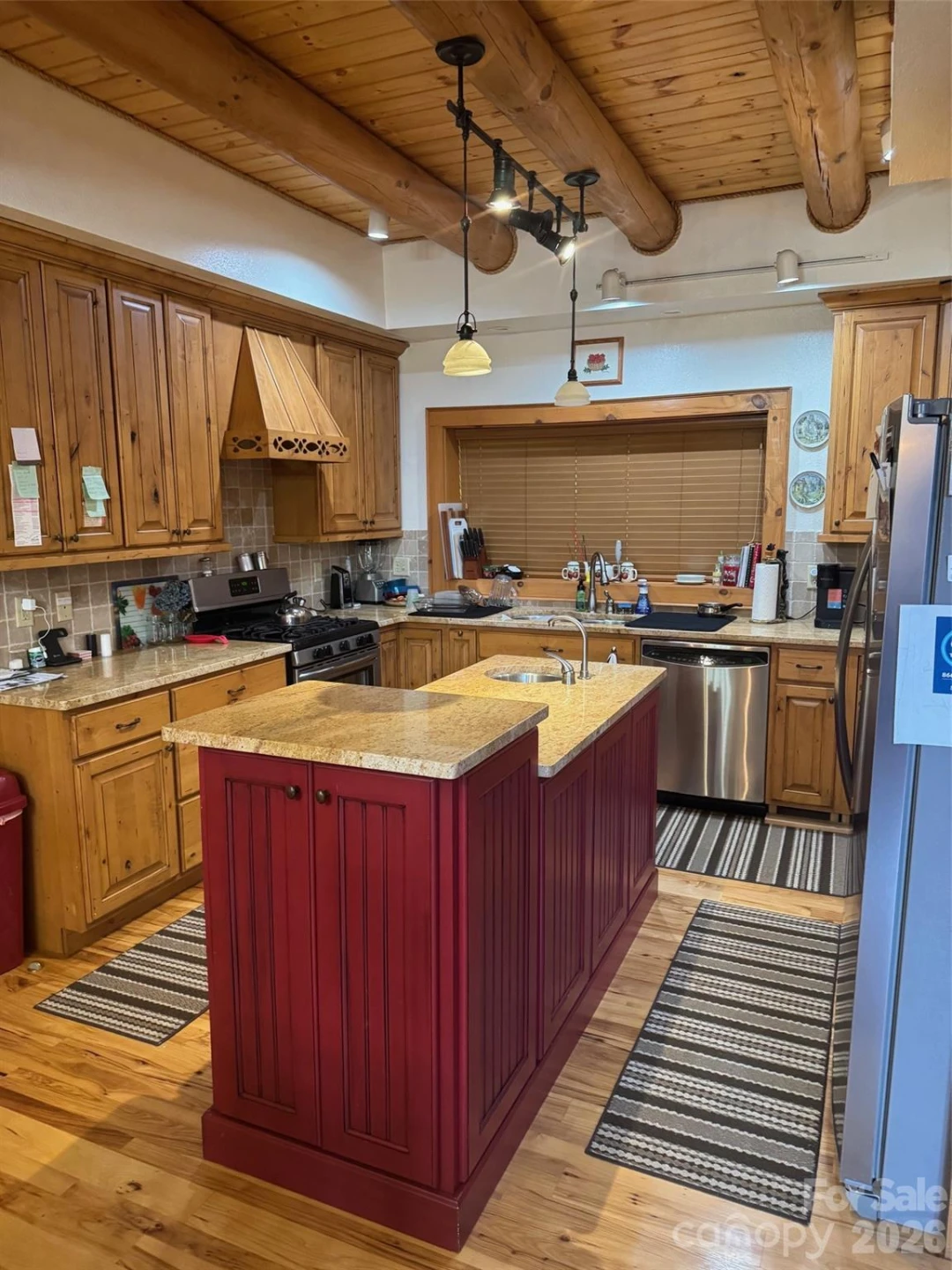 686 Hyacinth Drive - Photo 4