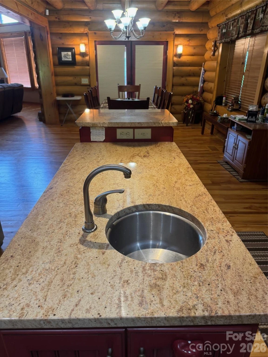 686 Hyacinth Drive - Photo 9