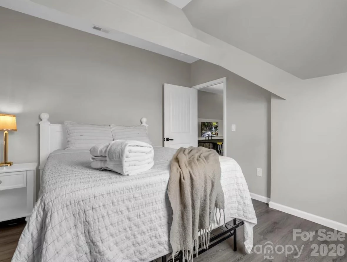 311 Charming Lane - Photo 21