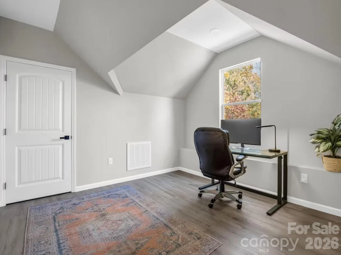 311 Charming Lane - Photo 30