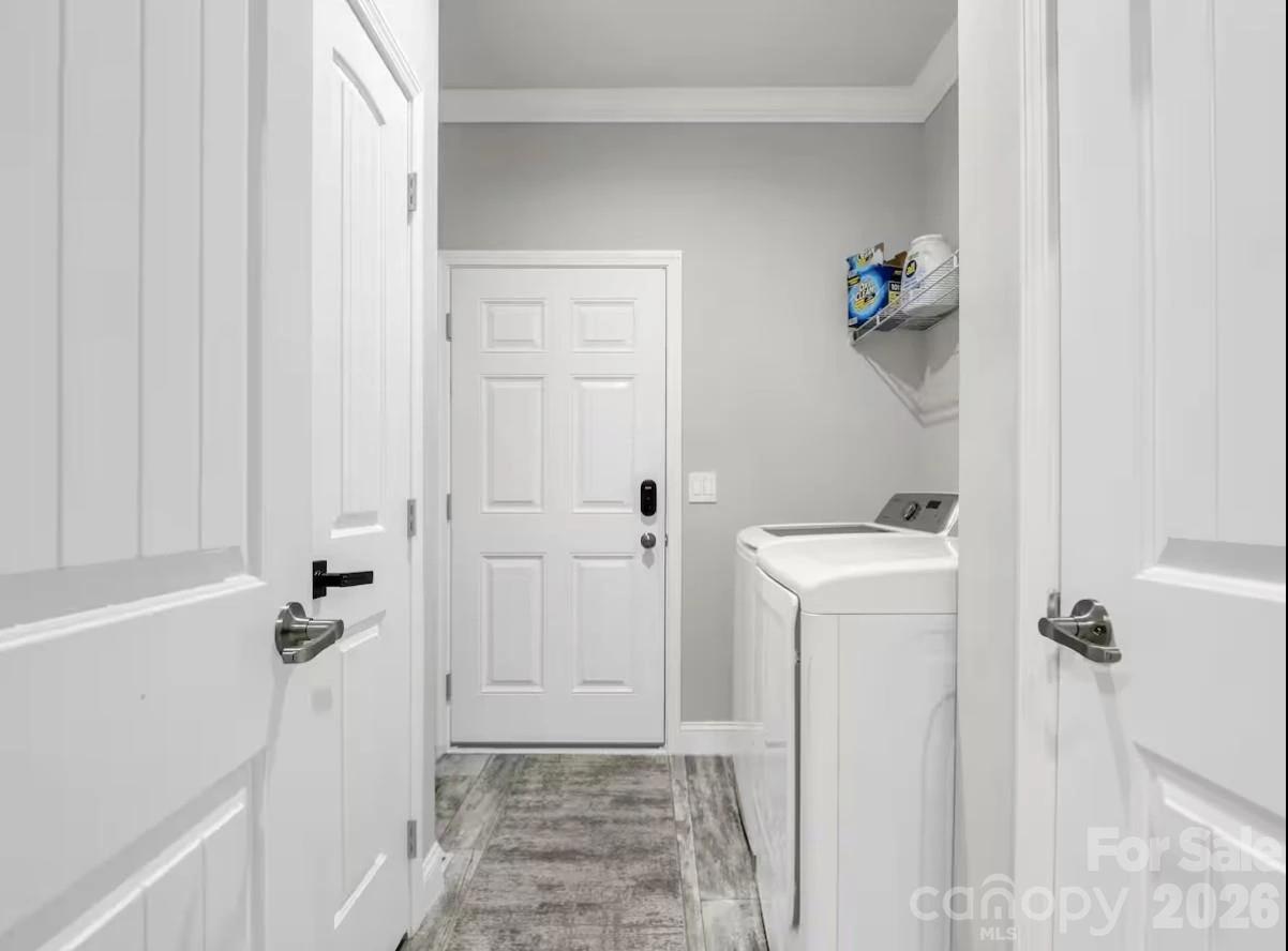 311 Charming Lane - Photo 31