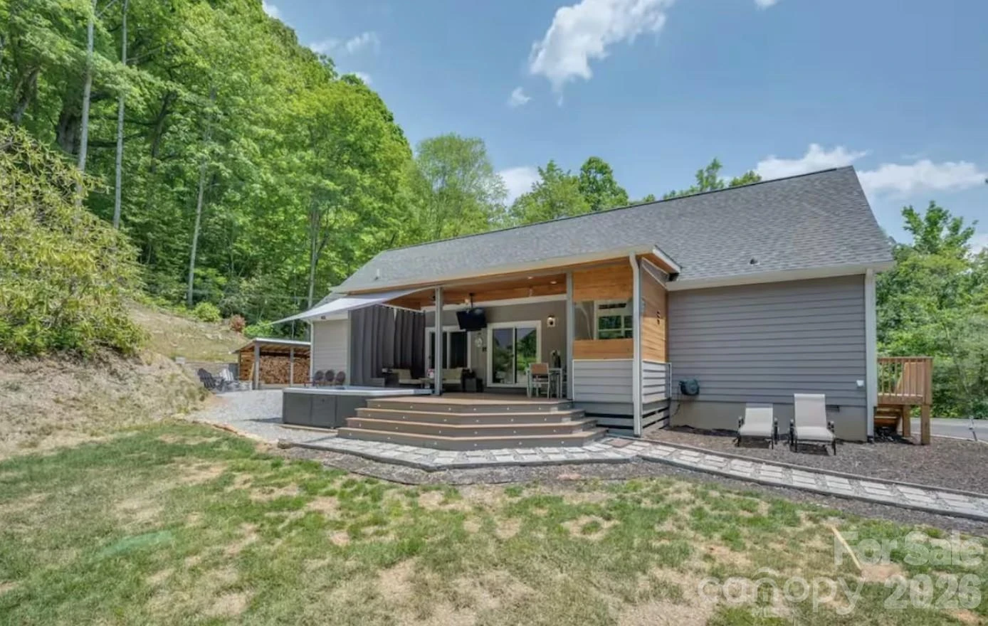 311 Charming Lane - Photo 35