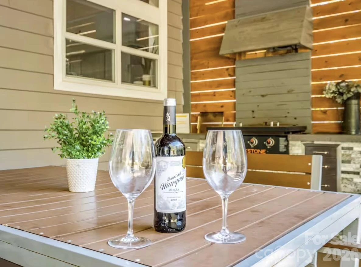 311 Charming Lane - Photo 41