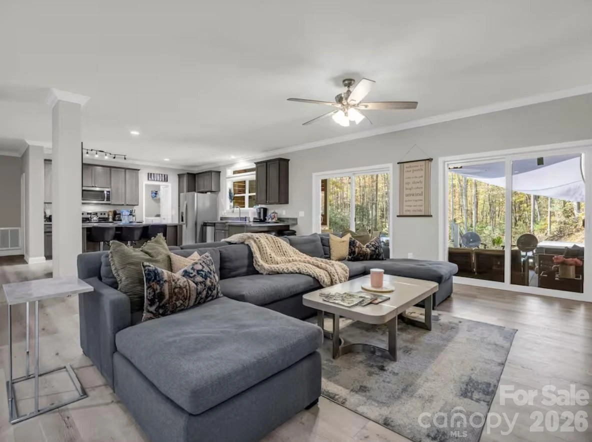 311 Charming Lane - Photo 7