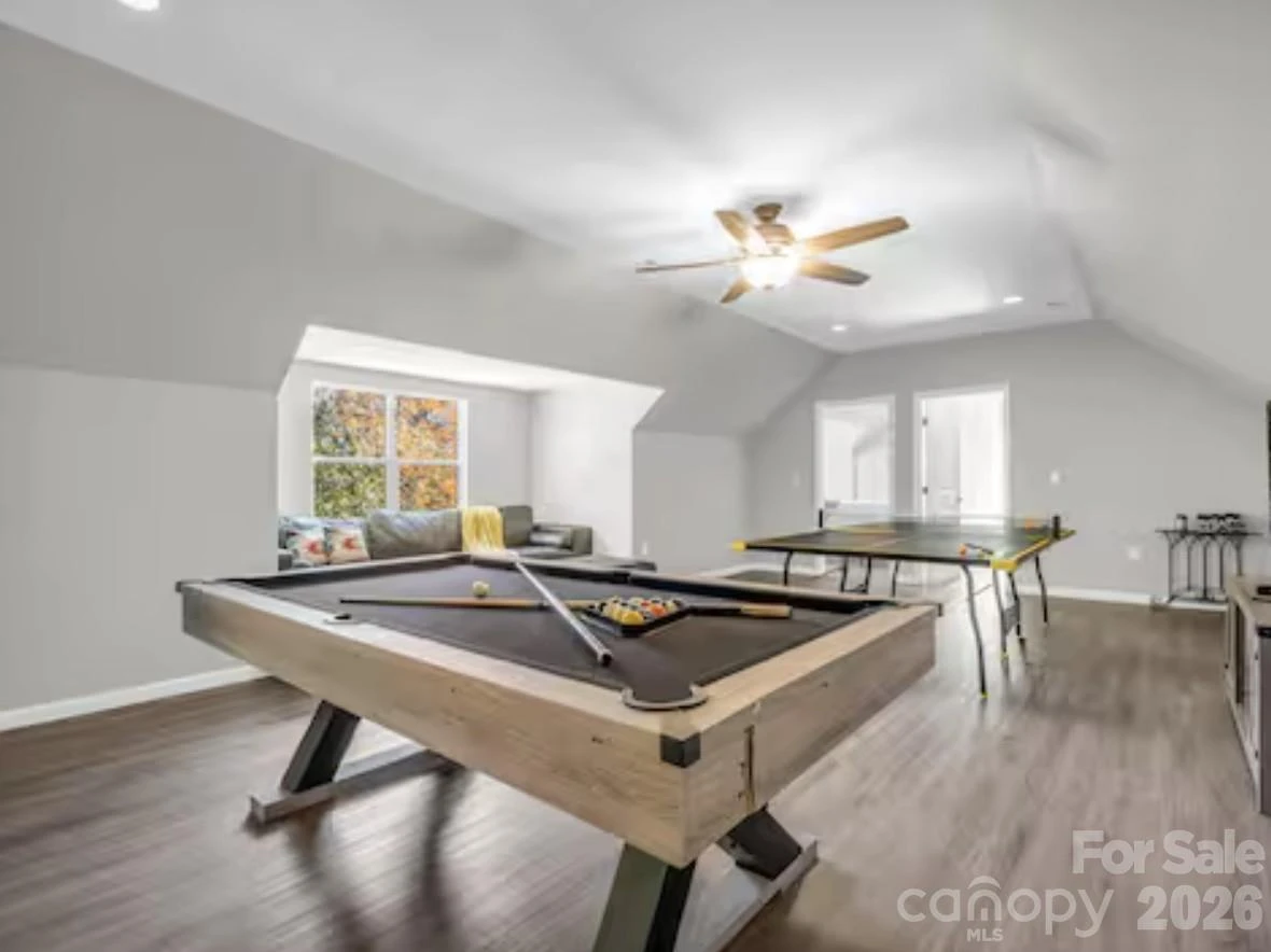 311 Charming Lane - Photo 9