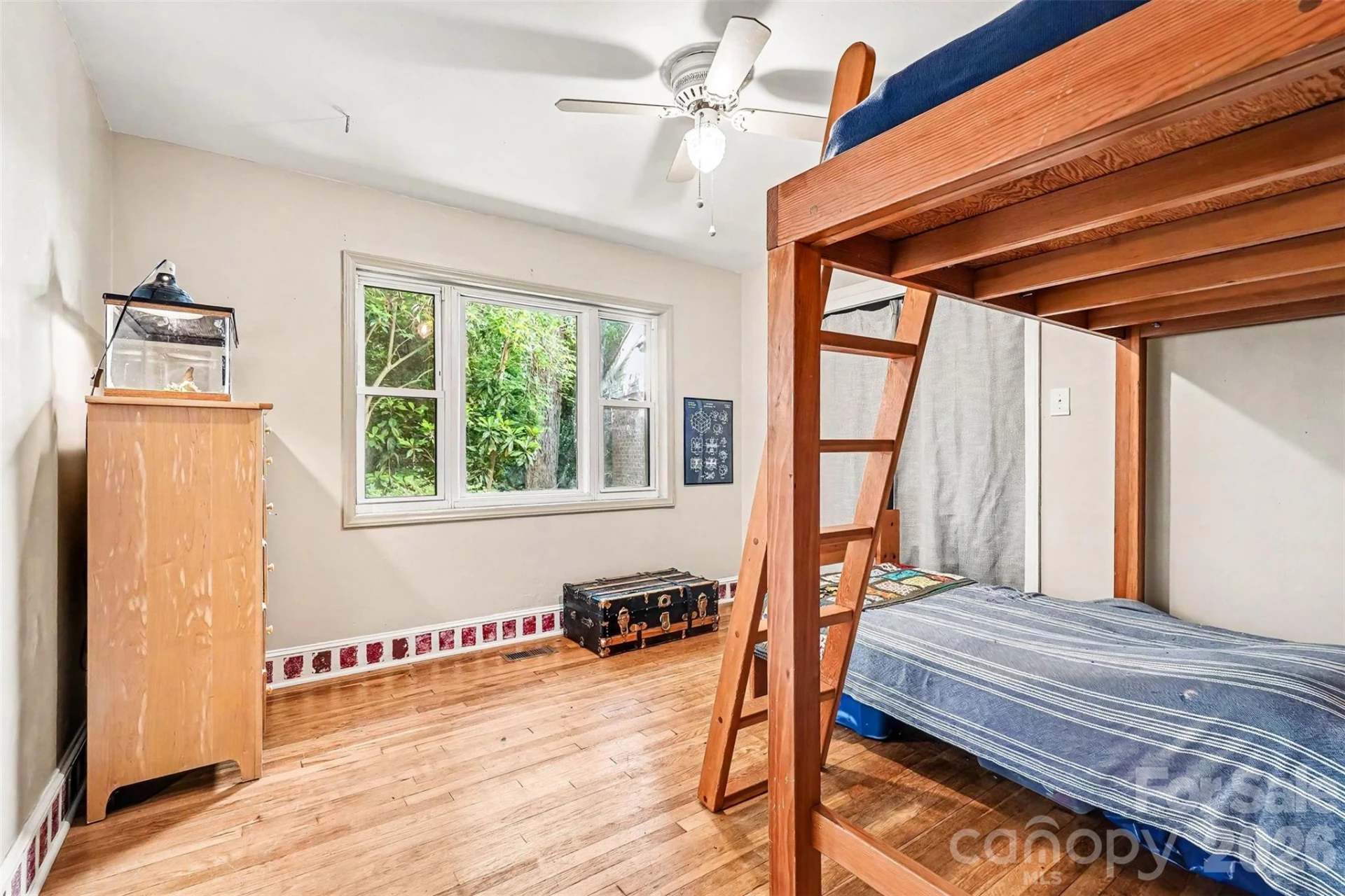 812 Saint Michaels Lane - Photo 23