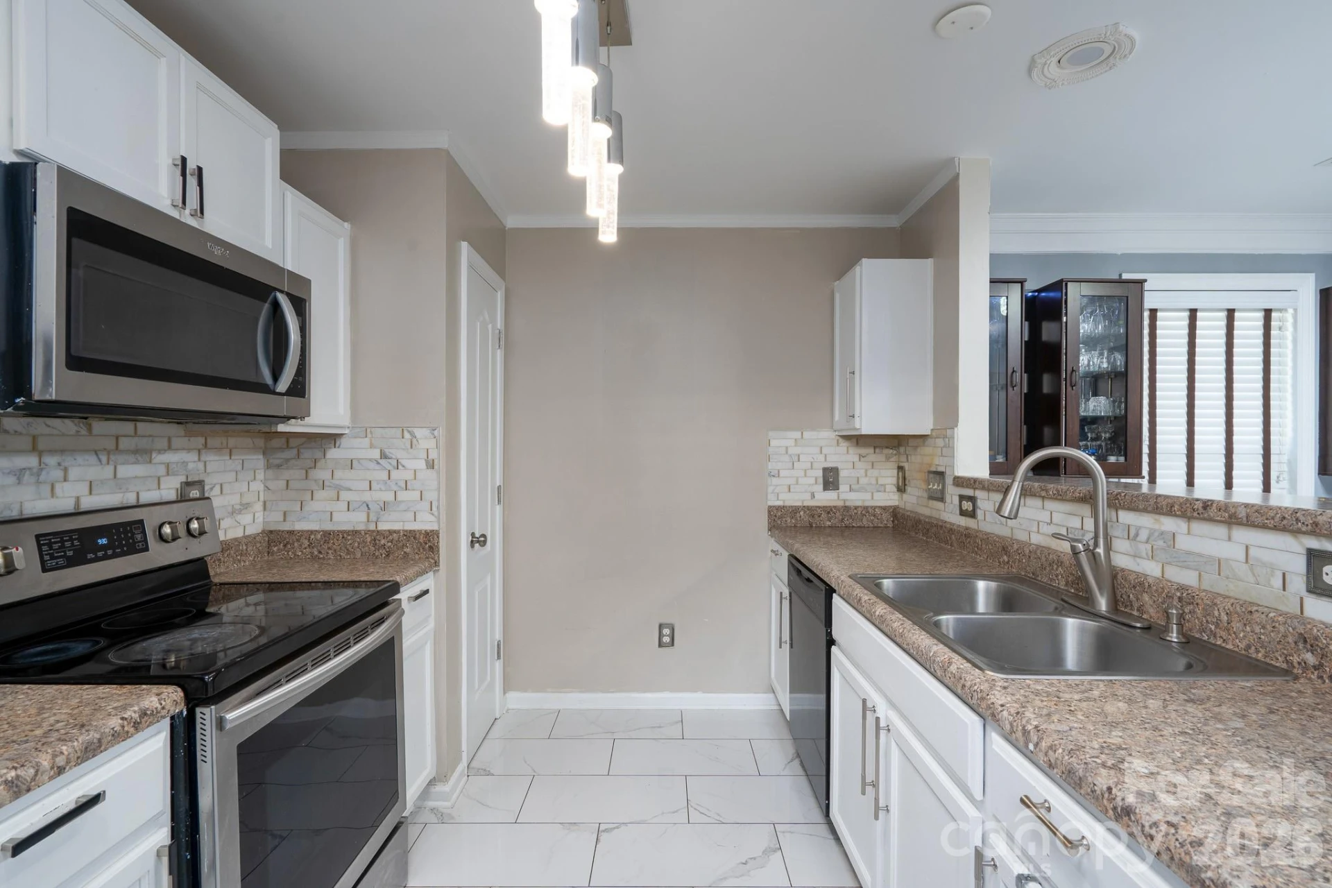 7329 Hidden Creek Drive - Photo 11
