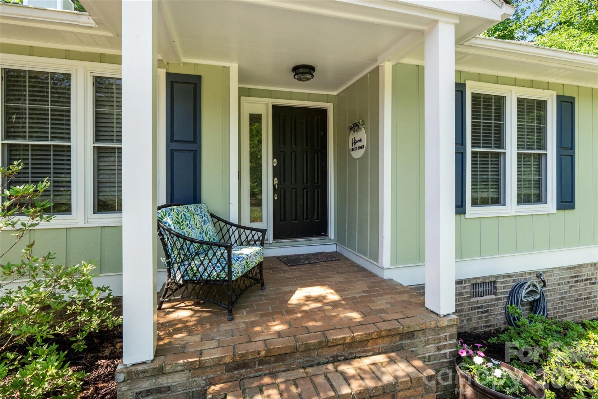 1081 Orchard Drive - Photo 3