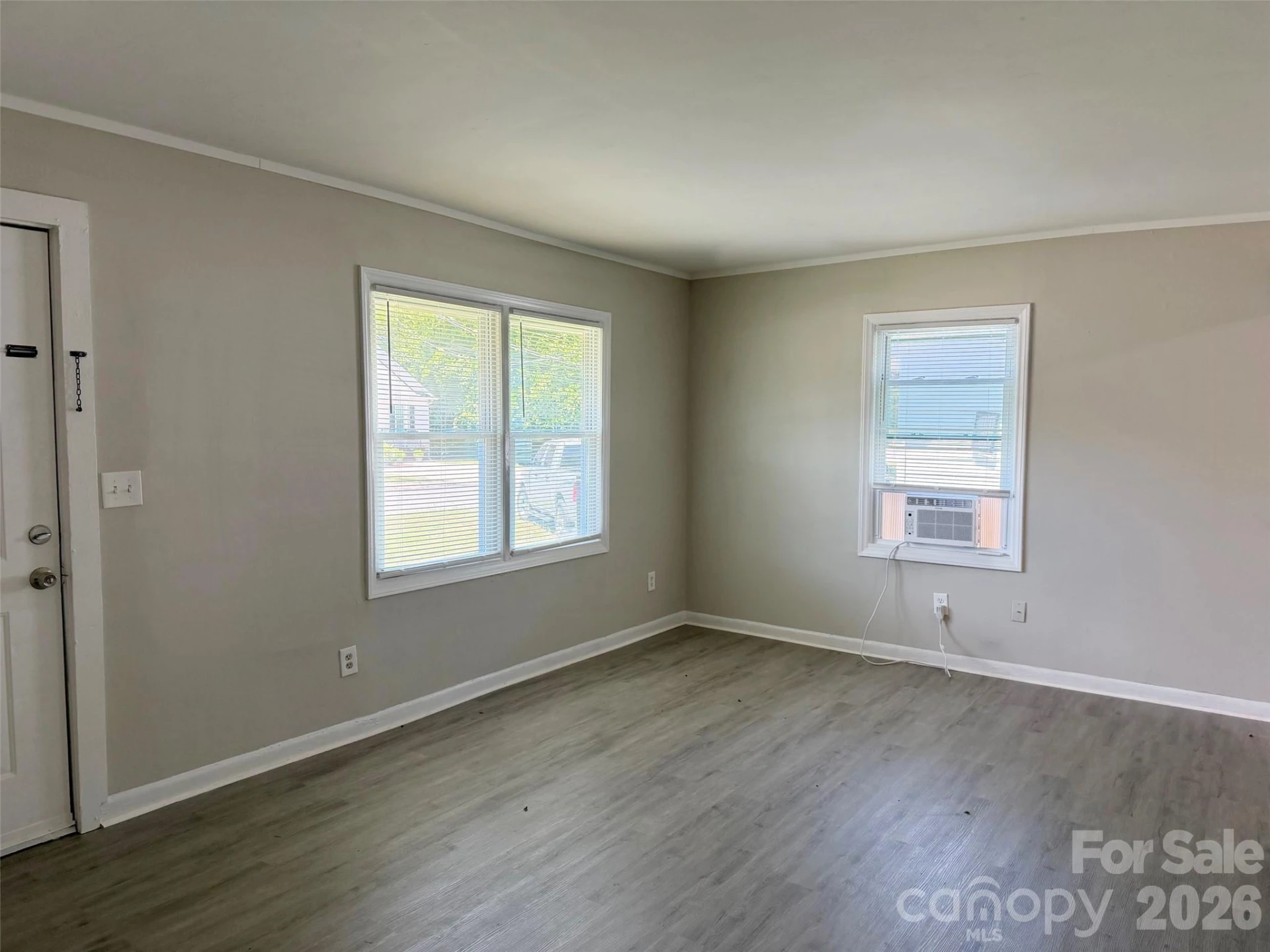 364 Baker Street - Photo 2
