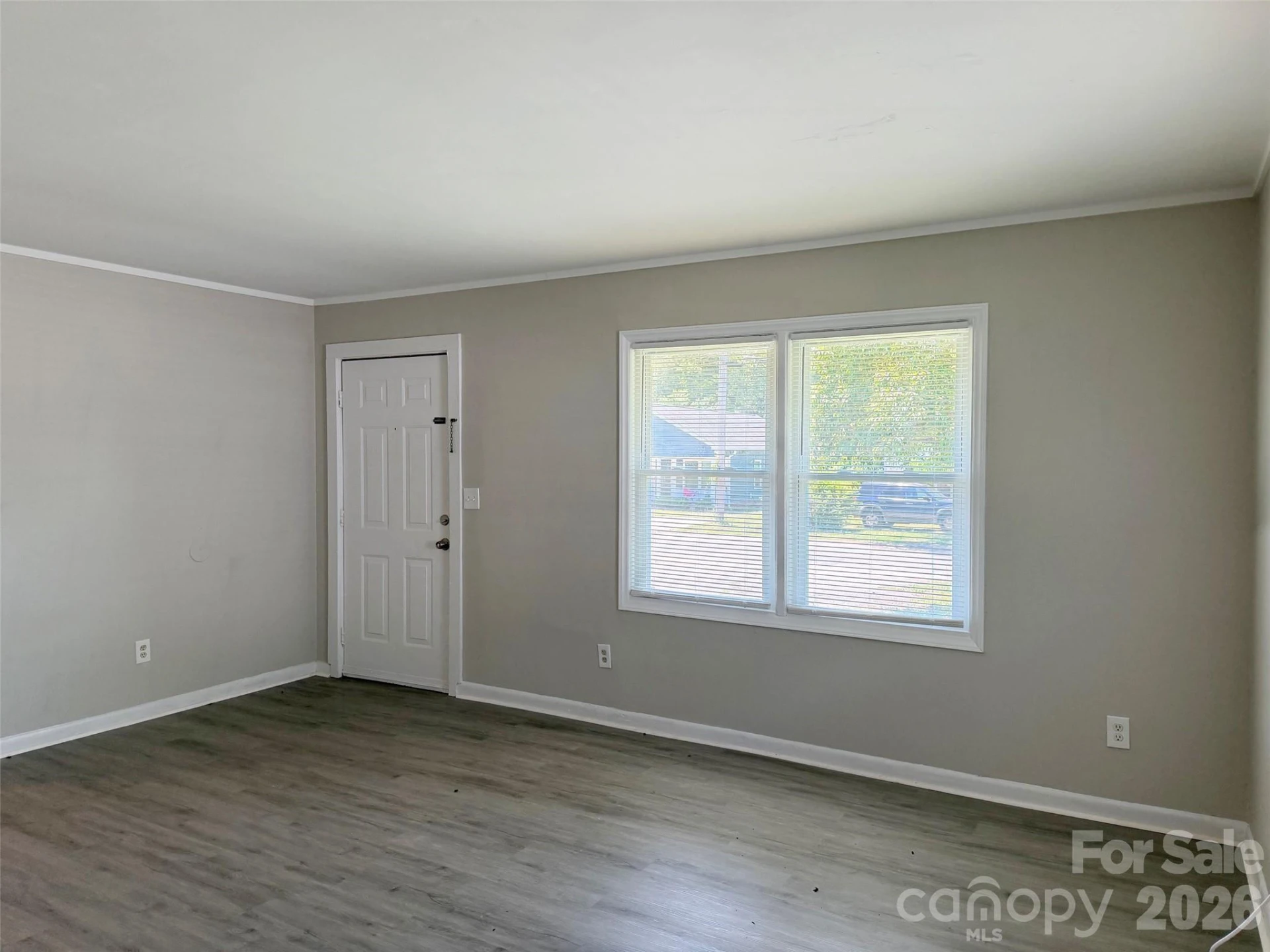 364 Baker Street - Photo 3