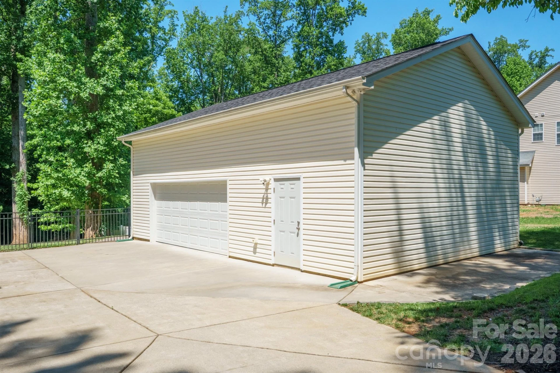 9027 Leah Meadow Lane - Photo 37