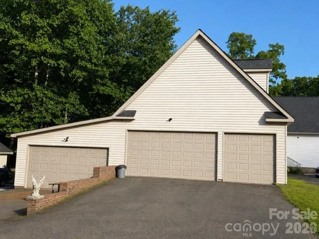 5865 Faith Road - Photo 2
